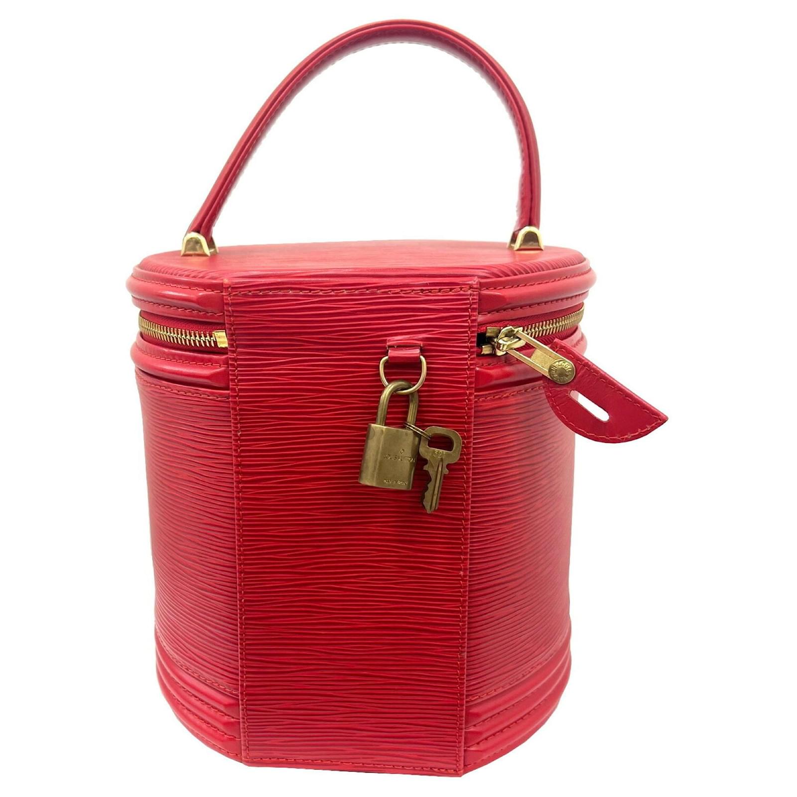 Louis Vuitton Cannes Red Leather ref.915022 - Joli Closet