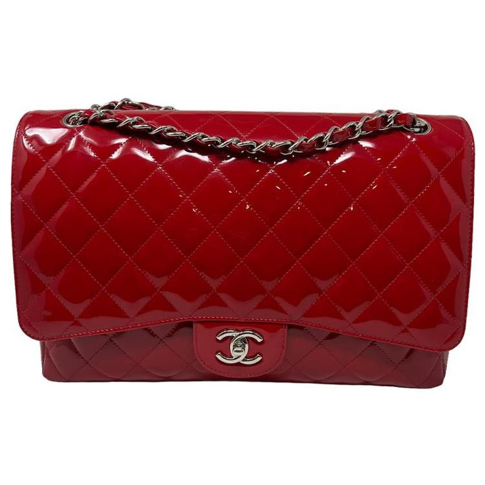 Chanel Handbags Red Patent leather ref.919909 - Joli Closet