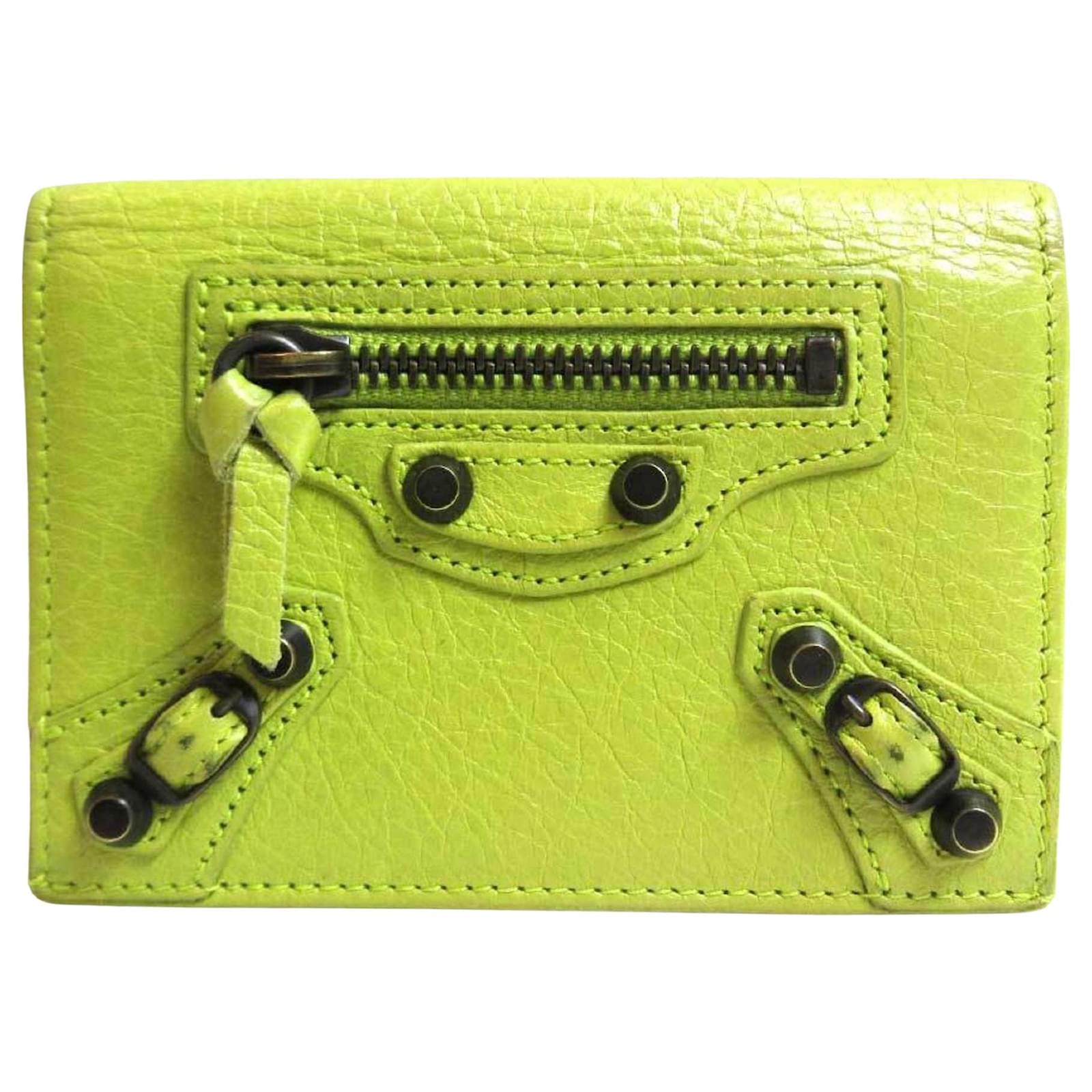 Green Leather ref.921954 - Joli Closet