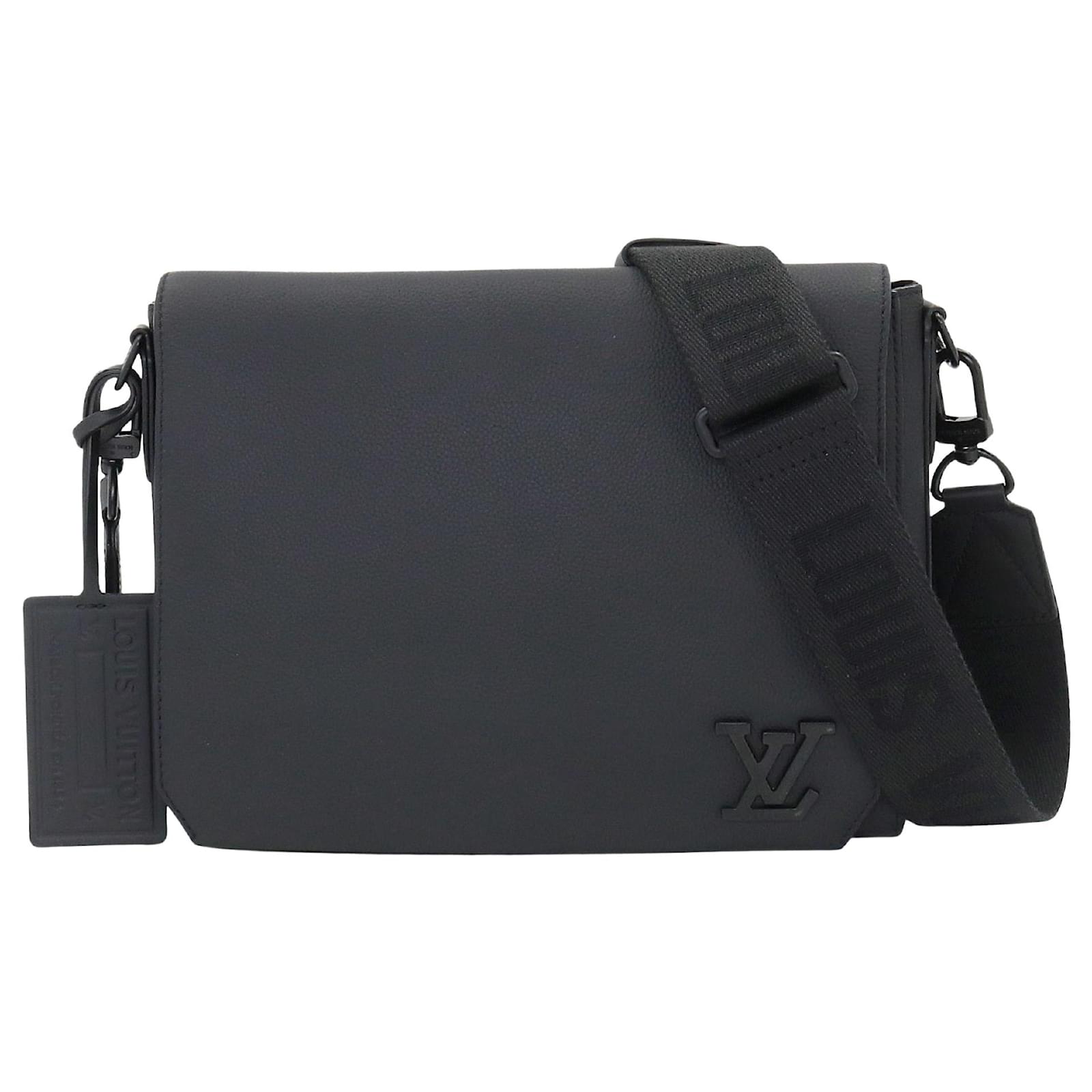 Louis Vuitton Aerogram - Takeoff Messenger Bag, Luxury, Bags