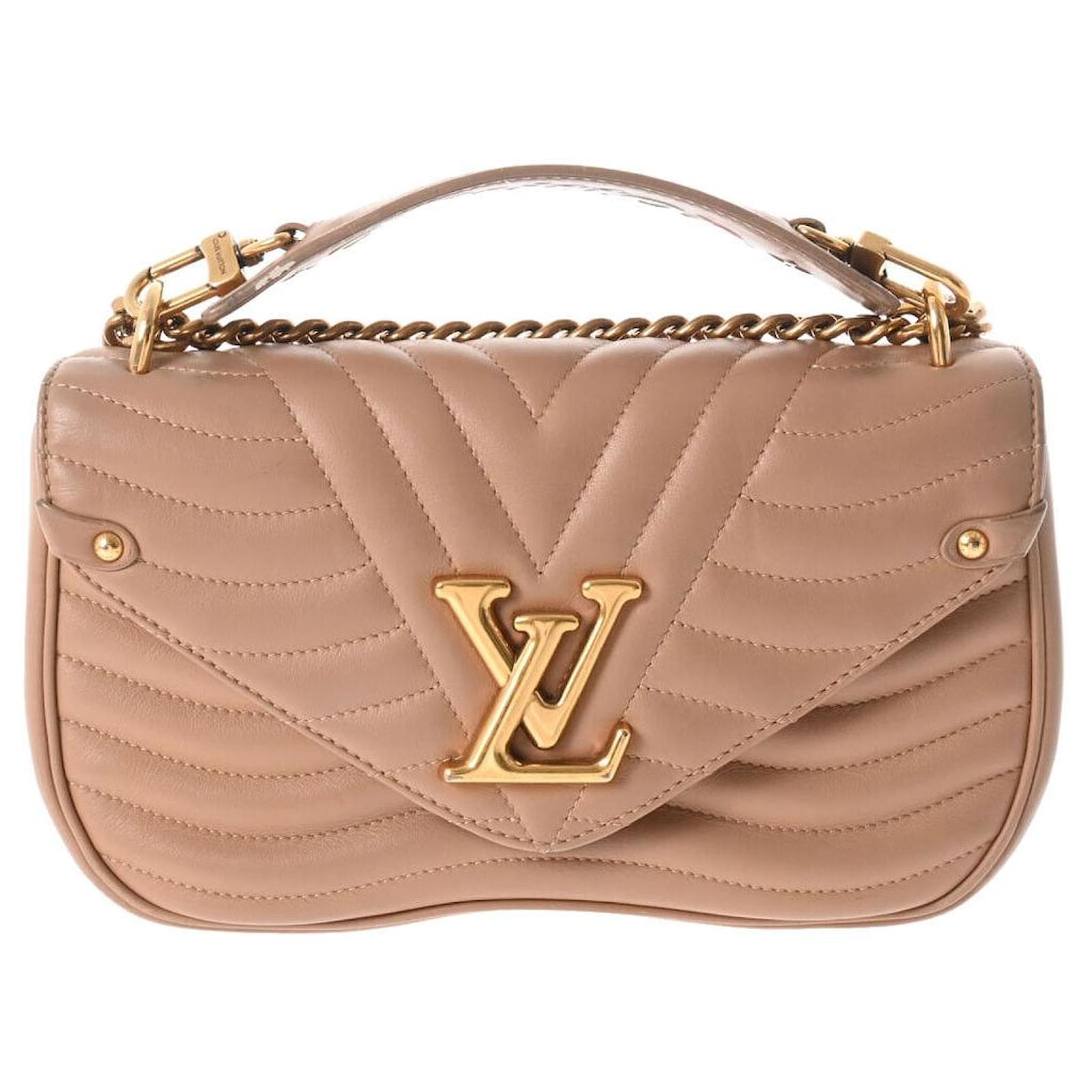 Borsa Louis Vuitton New Wave in pelle trapuntata nera