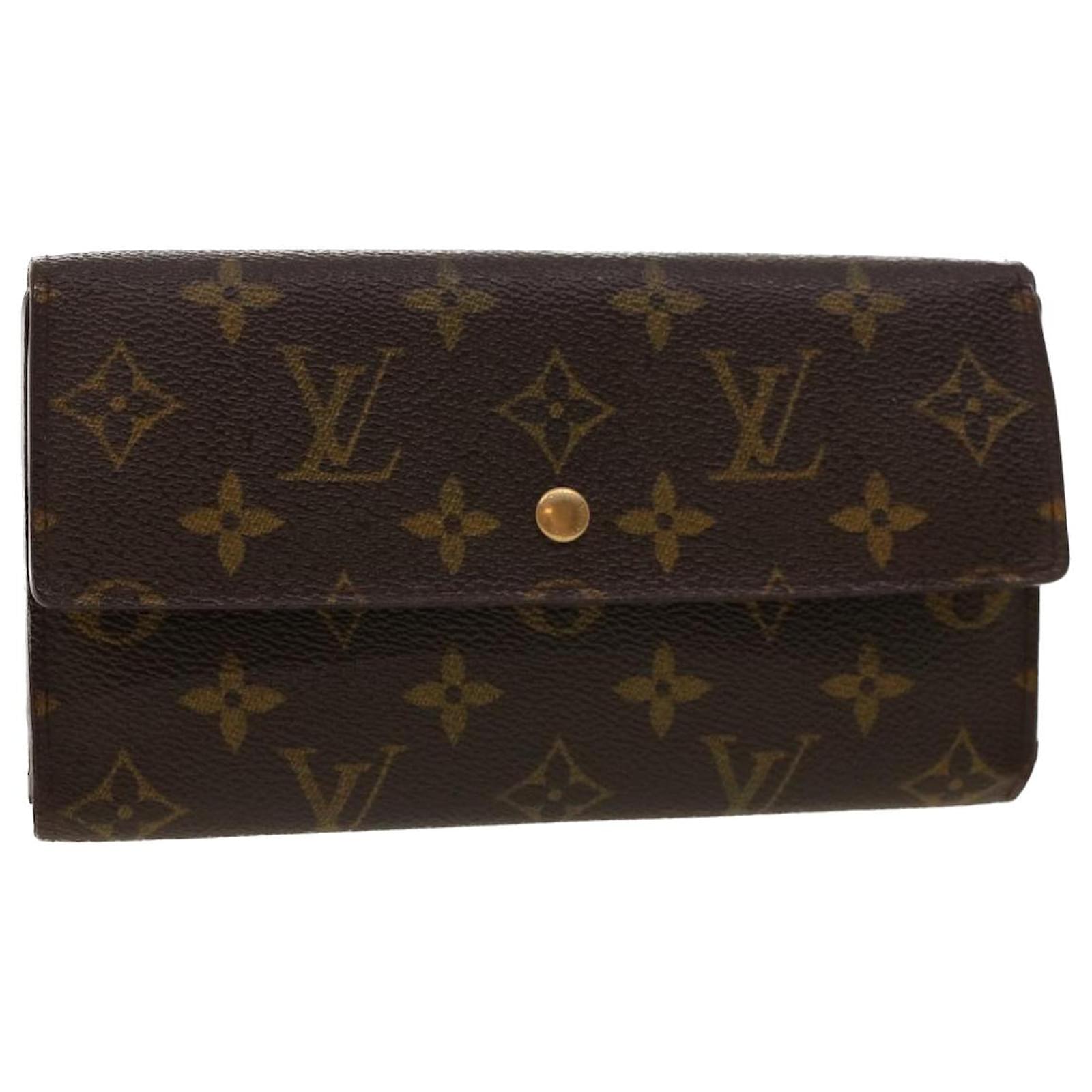 Louis Vuitton Monogram International Wallet in 2023