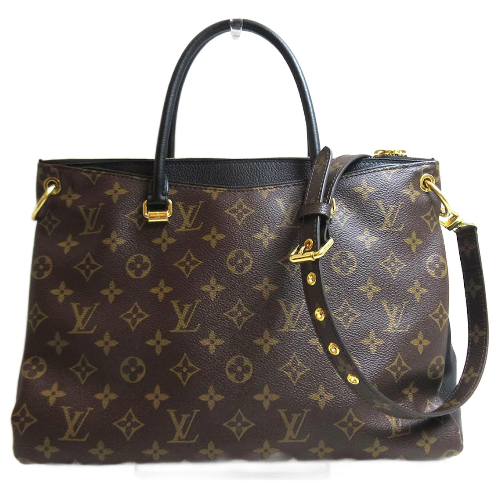 Louis Vuitton Pallas Celebrity Bag Styles