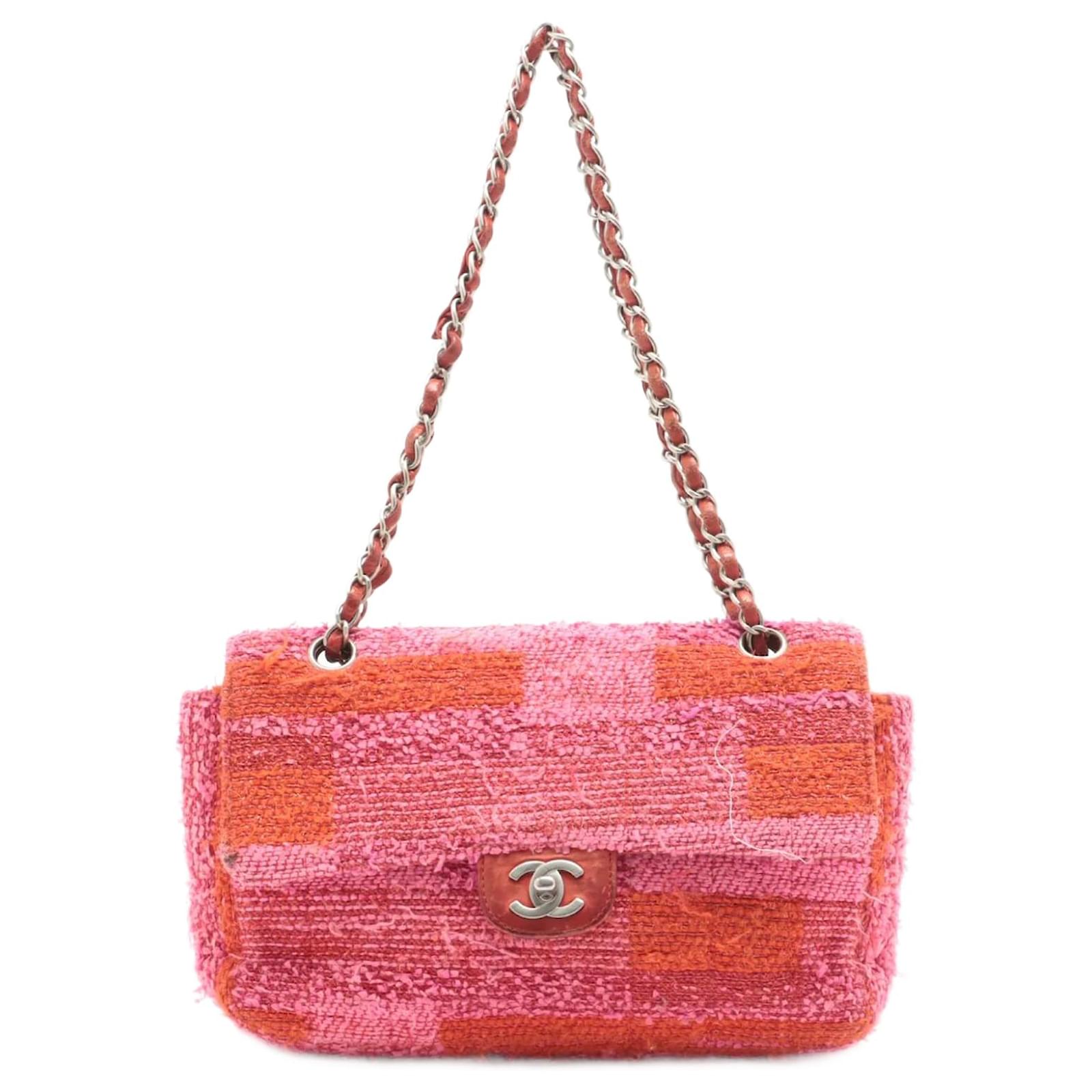 Red Tweed Chanel Flap Bag ref.924471 - Joli Closet