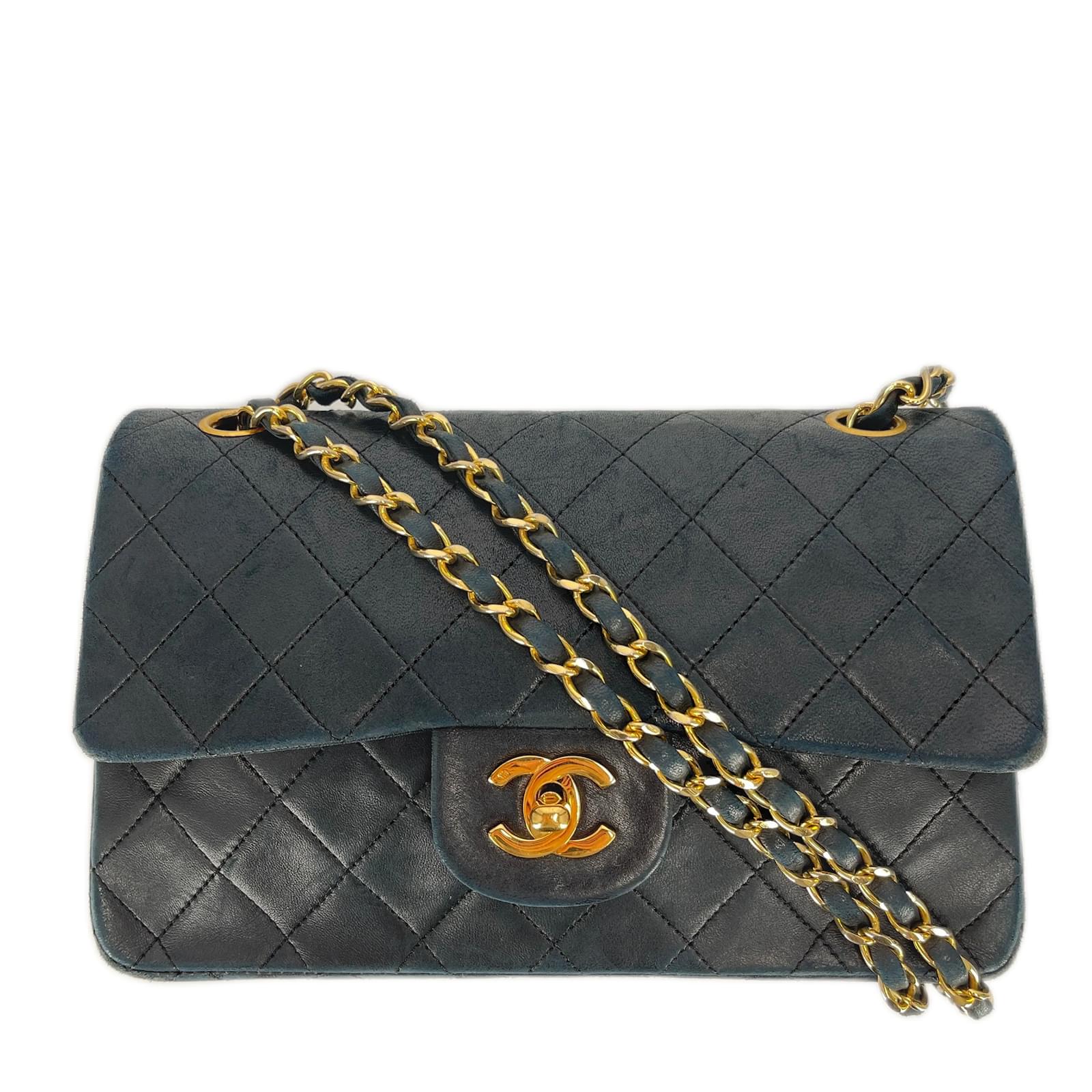 Chanel Navy Small Lambskin Classic Double Flap Bag Blue Leather ref.924633  - Joli Closet