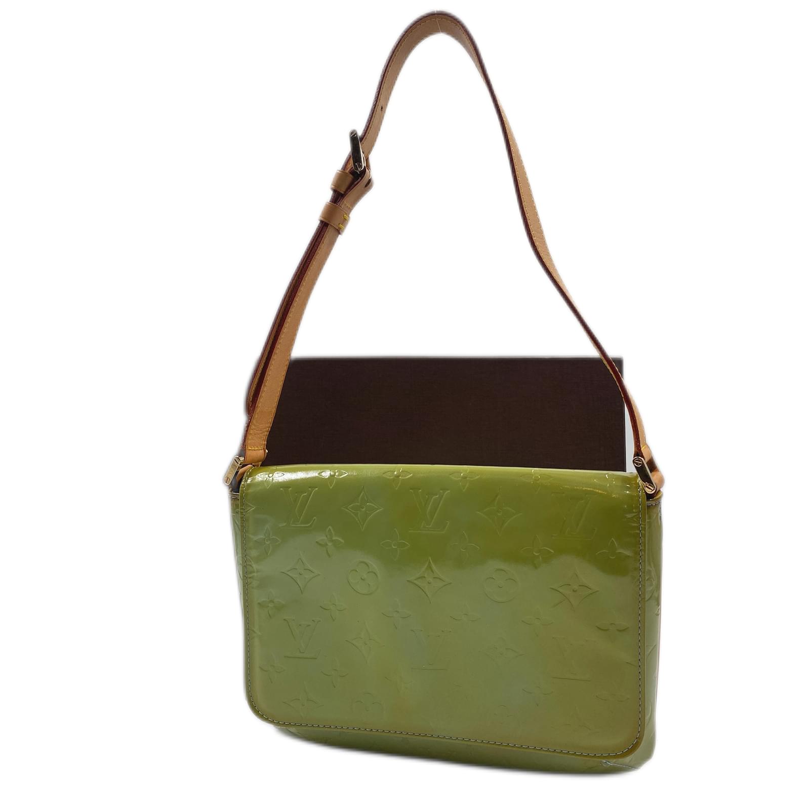 Green Leather Louis Vuitton Musette Tango ref.926326 - Joli Closet