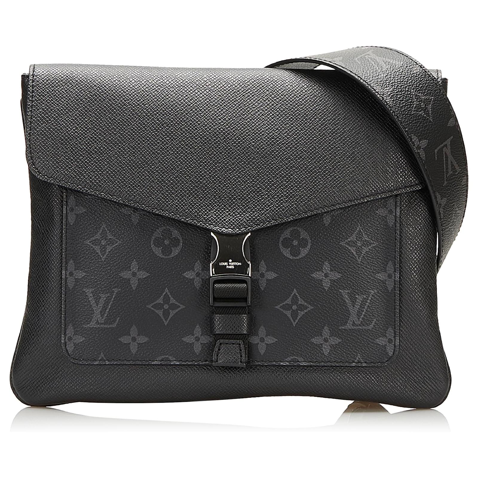 Louis Vuitton Grey Taiga Leather Monogram Taigrama Outdoor Messenger Bag  Louis Vuitton
