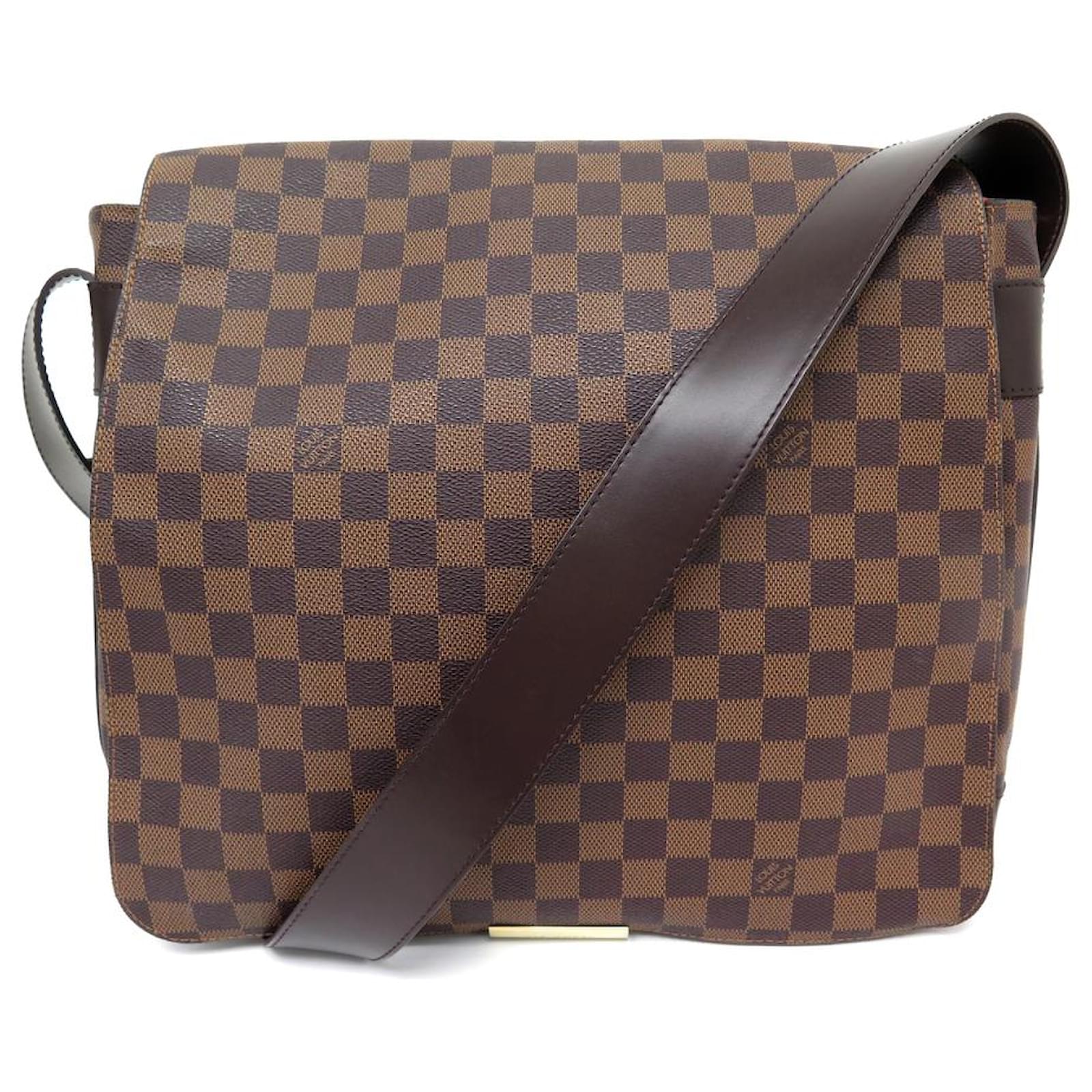 Louis-Vuitton-Monogram-Abbesses-Messenger-Bag-Shoulder-Bag-M45257