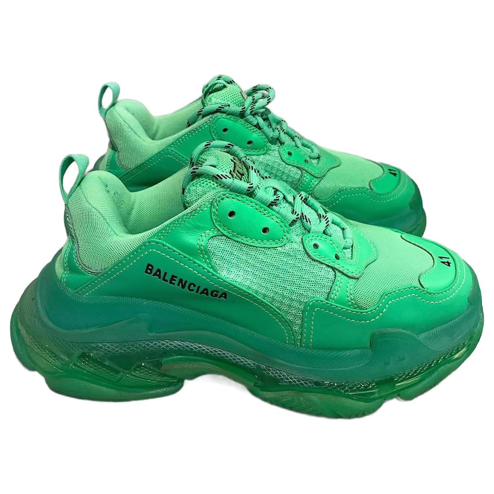 Balenciaga neon hot sale green trainers