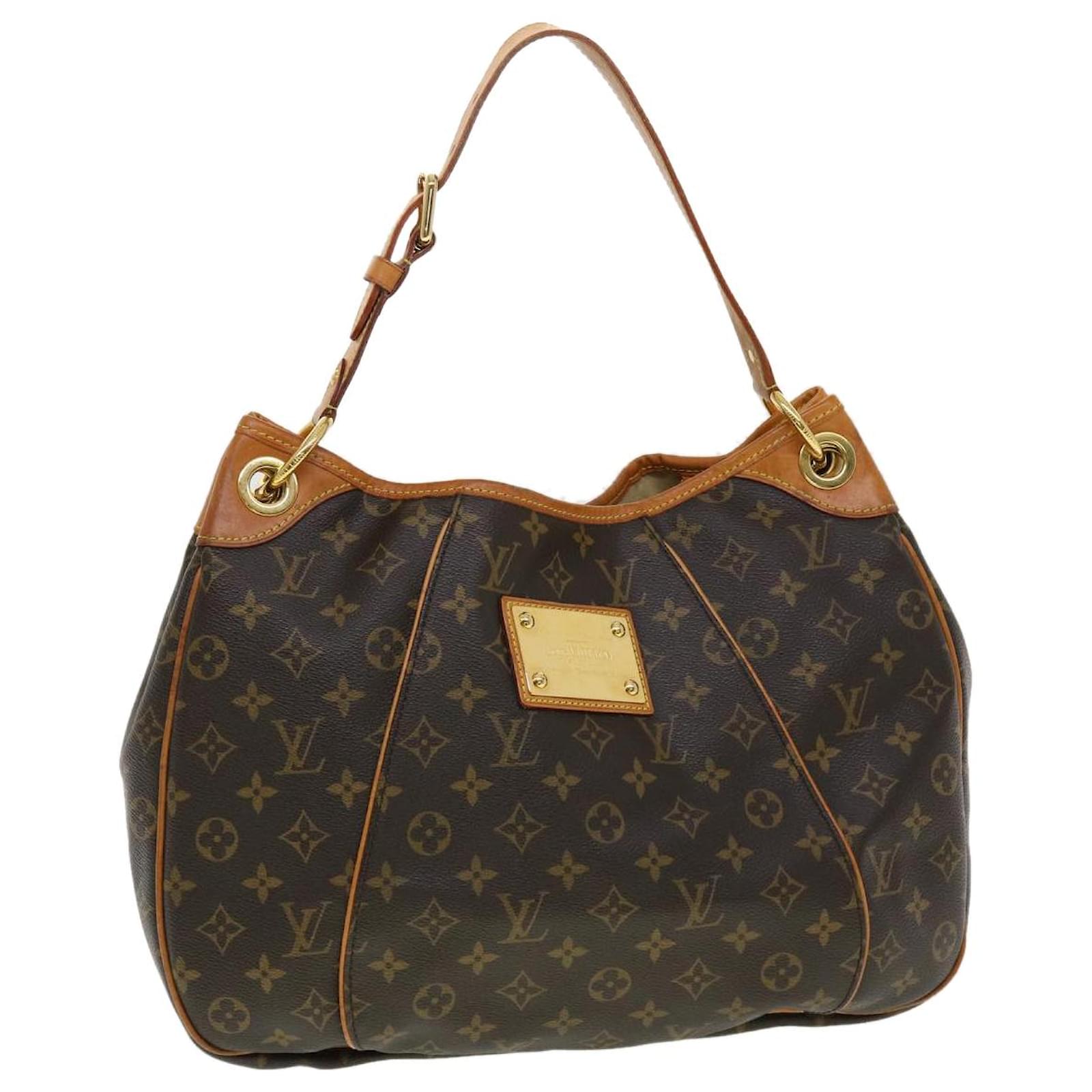 Louis-Vuitton-Monogram-Galliera-PM-Shoulder-Bag-M56382