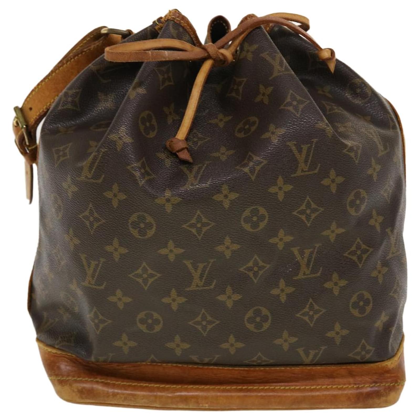 LOUIS VUITTON Monogram Noe Shoulder Bag M42224 LV Auth 42634 Cloth