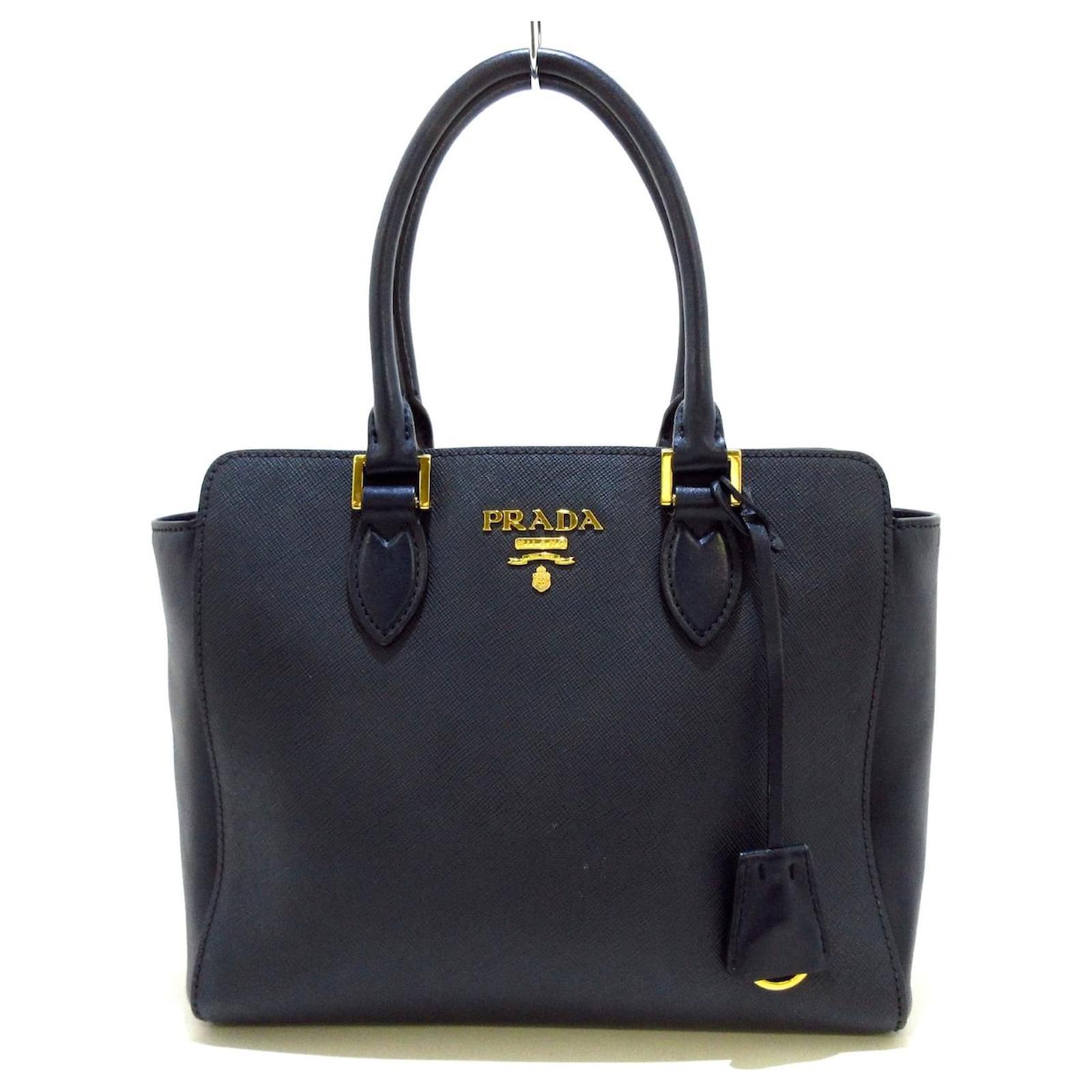 Prada Saffiano Black Leather ref.931981 - Joli Closet