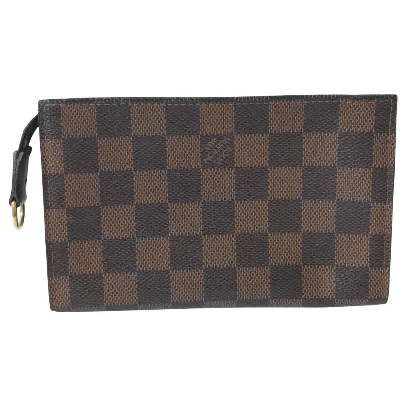 Pochette accessoire cloth handbag Louis Vuitton Brown in Cloth