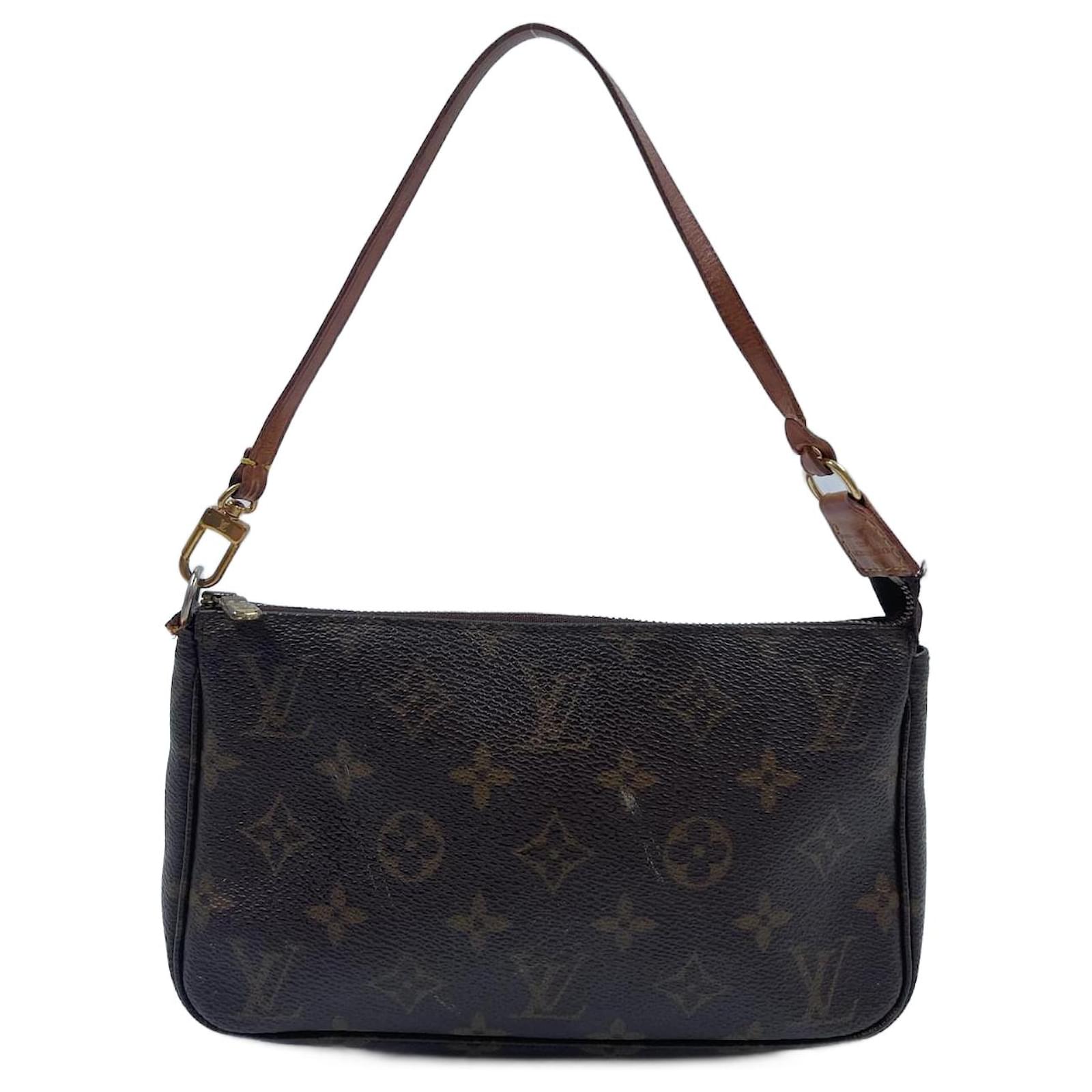 Louis Vuitton Mini Lucie M Handbag
