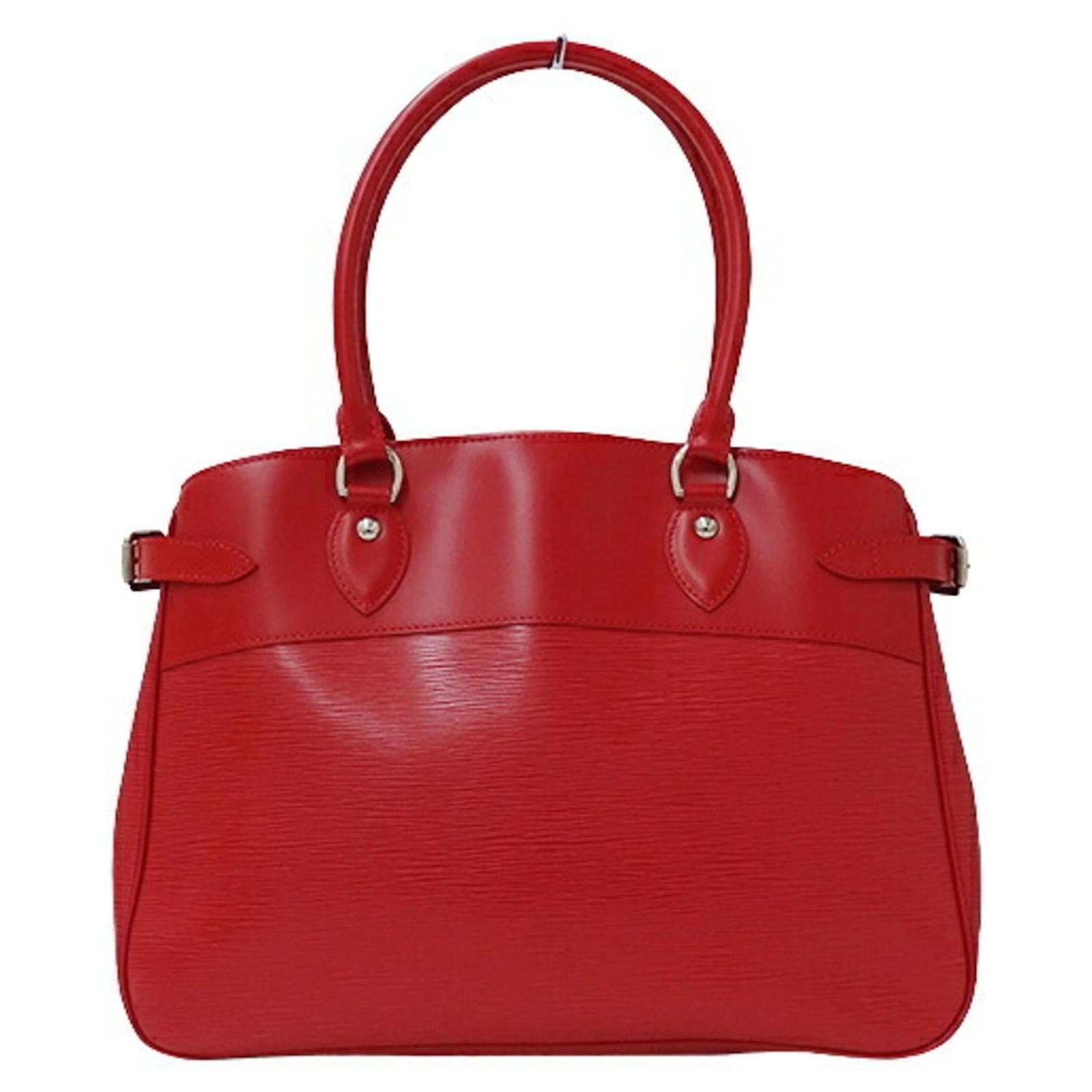 Louis Vuitton Epi Passy PM M5926J Bag Handbag Ladies Free Shipping [Used]