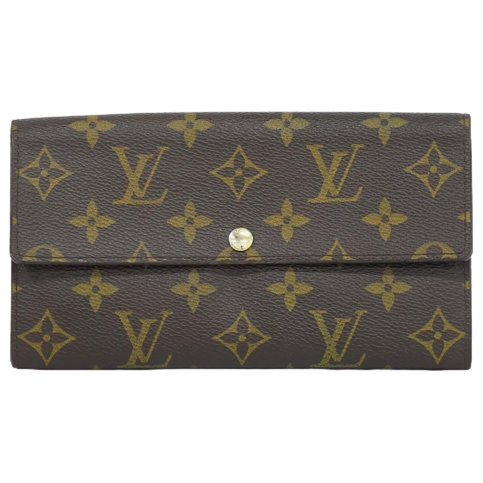 Where can we find date codes in LV wallets?, Louis Vuitton Sarah &  Multiple wallet