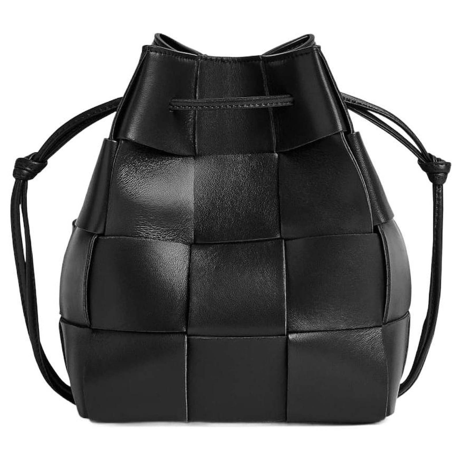 Bottega Veneta - Women's Cassette Bucket Bag - Black - Leather