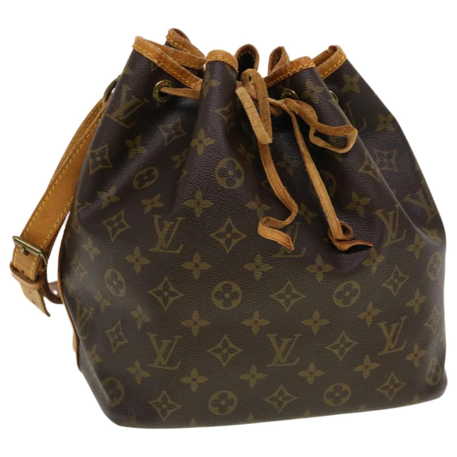 LOUIS VUITTON Monogram Petit Noe Shoulder Bag M42226 LV Auth 43052 Cloth  ref.937046 - Joli Closet