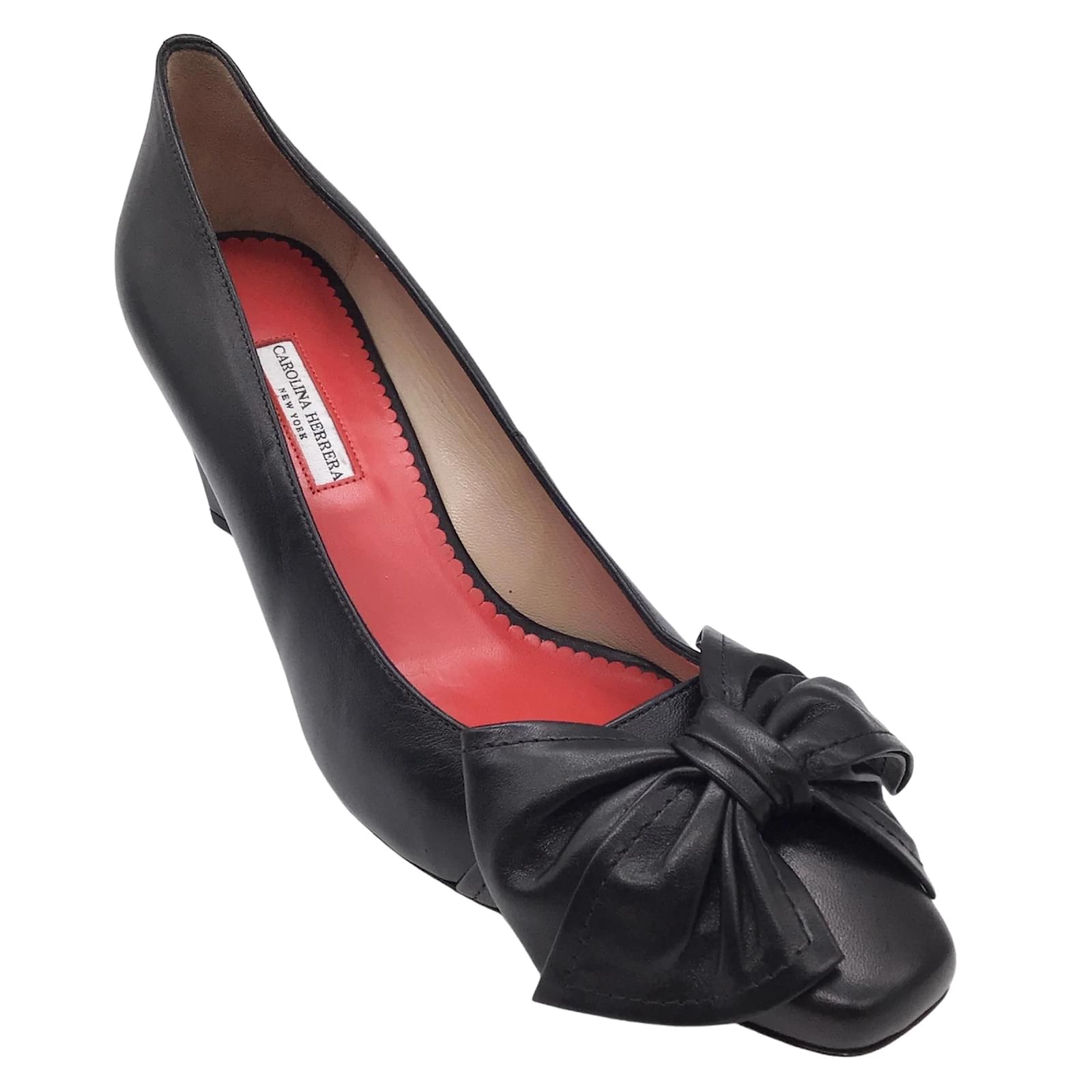 Carolina Herrera Black Bow Detail Leather Pumps ref.937347 - Joli Closet
