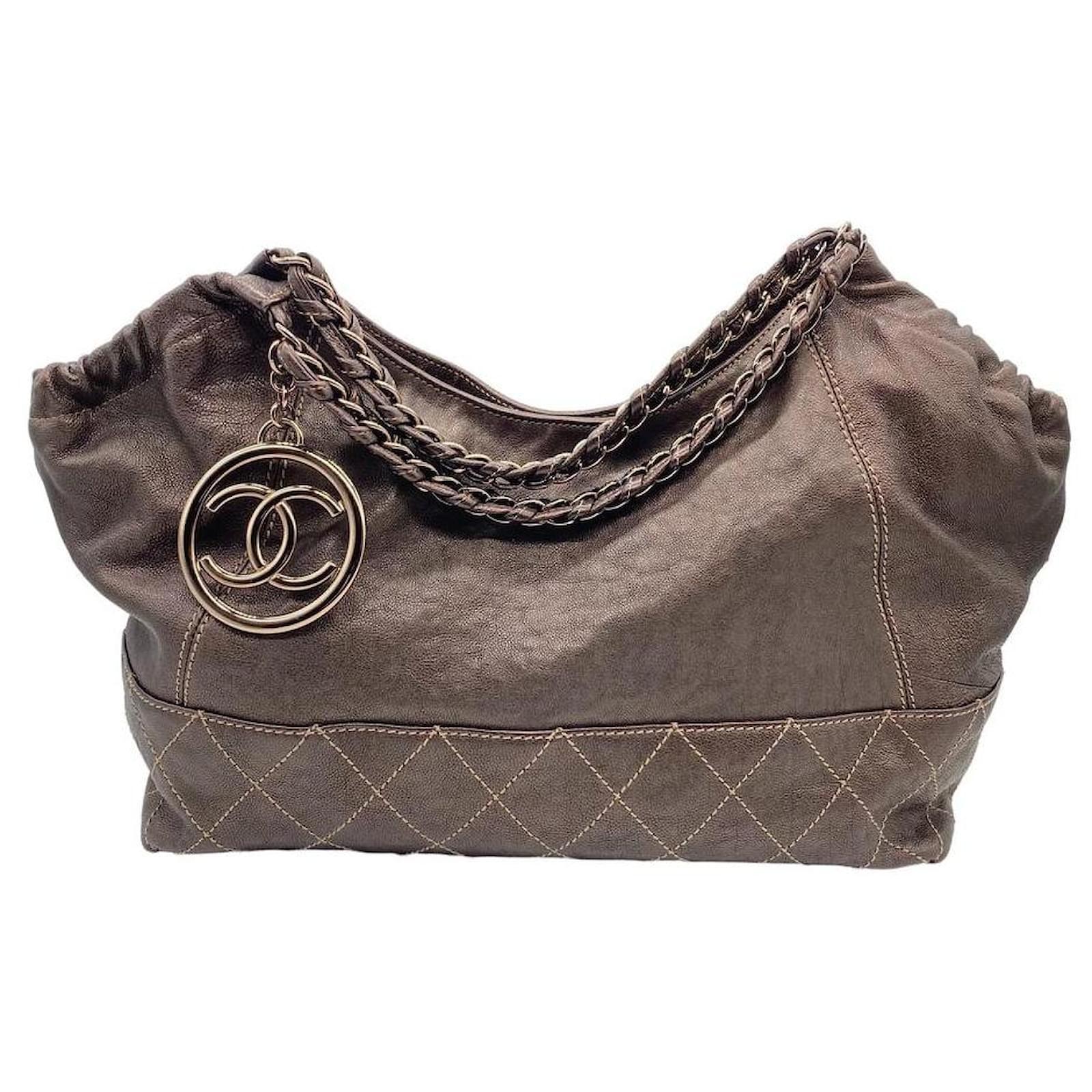 Chanel Coco Cabas Baby Brown Leather Hobo Bag ref.938853 - Joli Closet