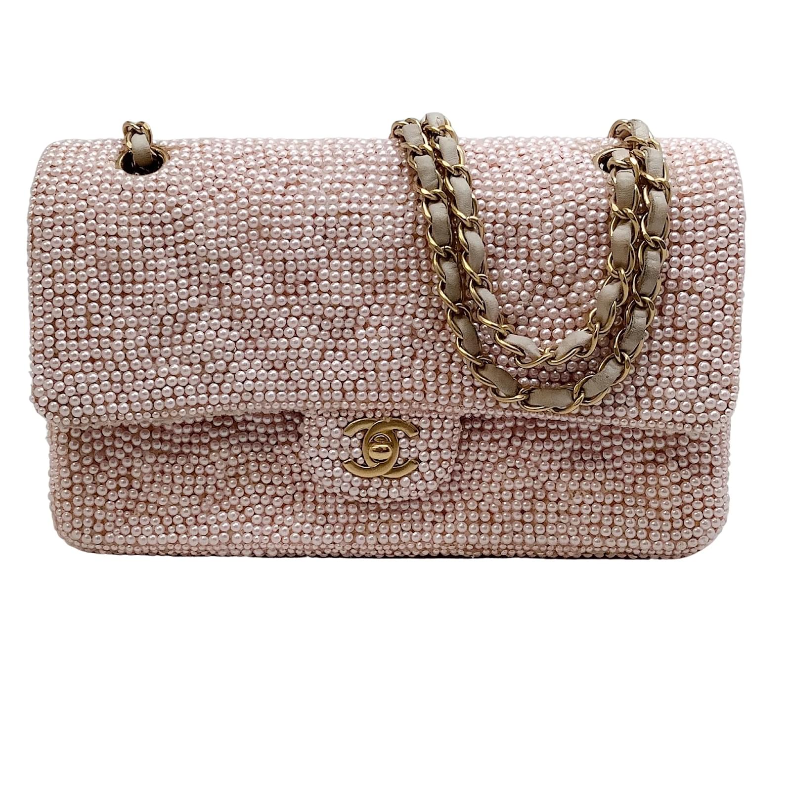 Bolso de hombro de cuero rosa adornado con perla con solapa forrada de  Chanel ref.938863 - Joli Closet