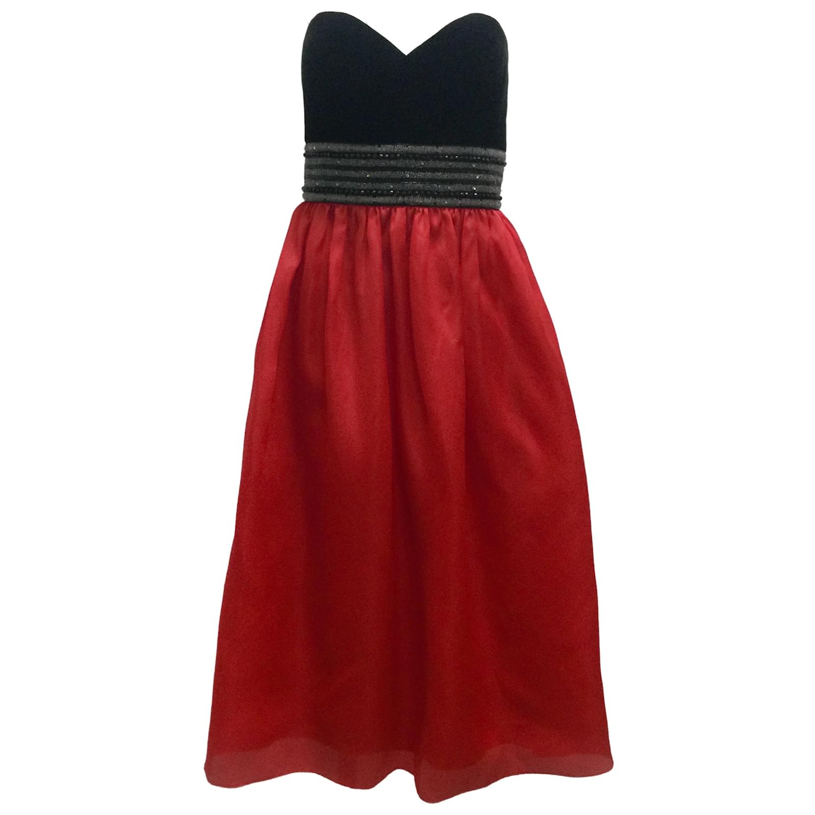 strapless open back dress Badgley Mischka Halter Neckline Sleeveless Open Back Discreet Slit  Asymmetrical Dress