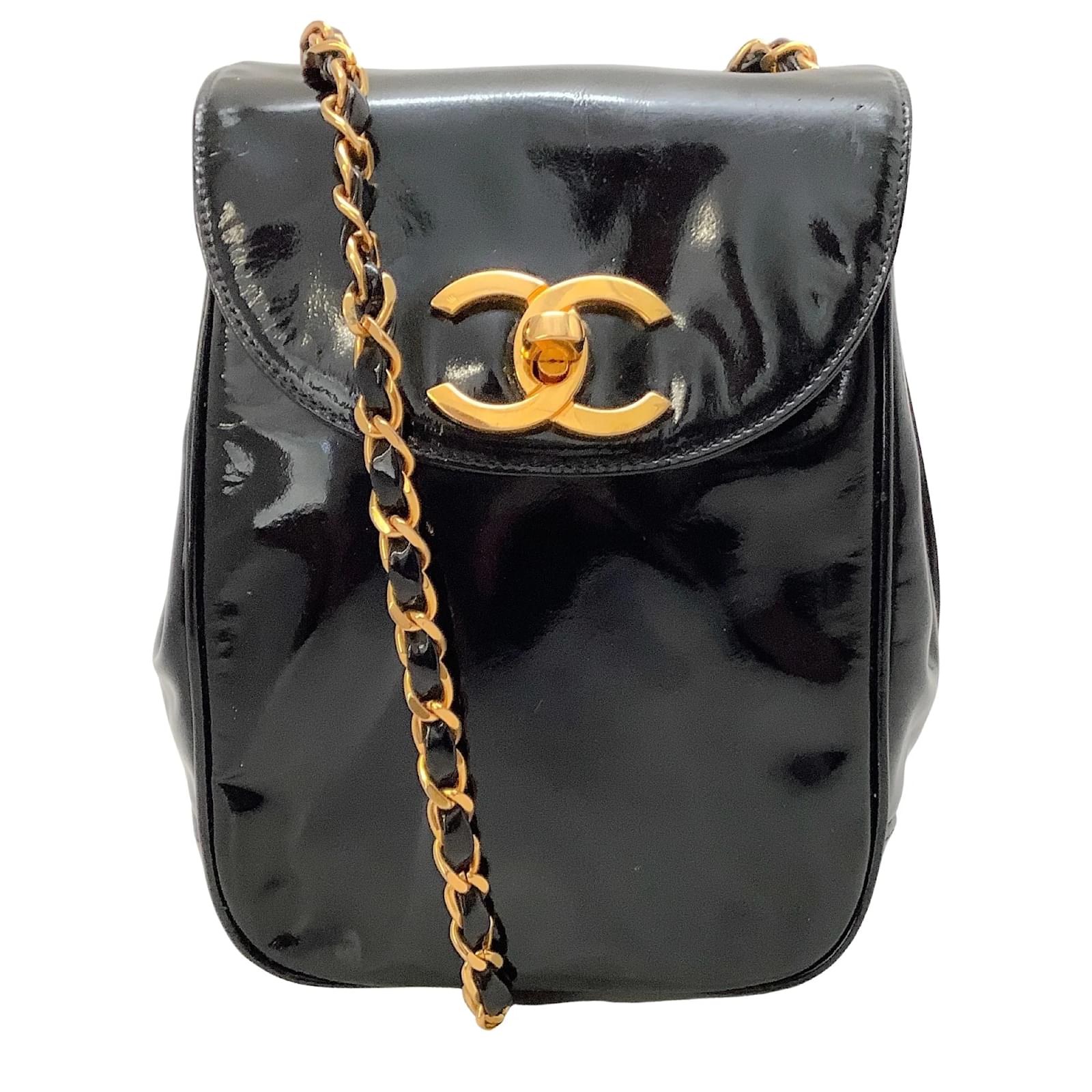 Chanel Vintage Black Patent Leather Mini Crossbody Bag ref.939054