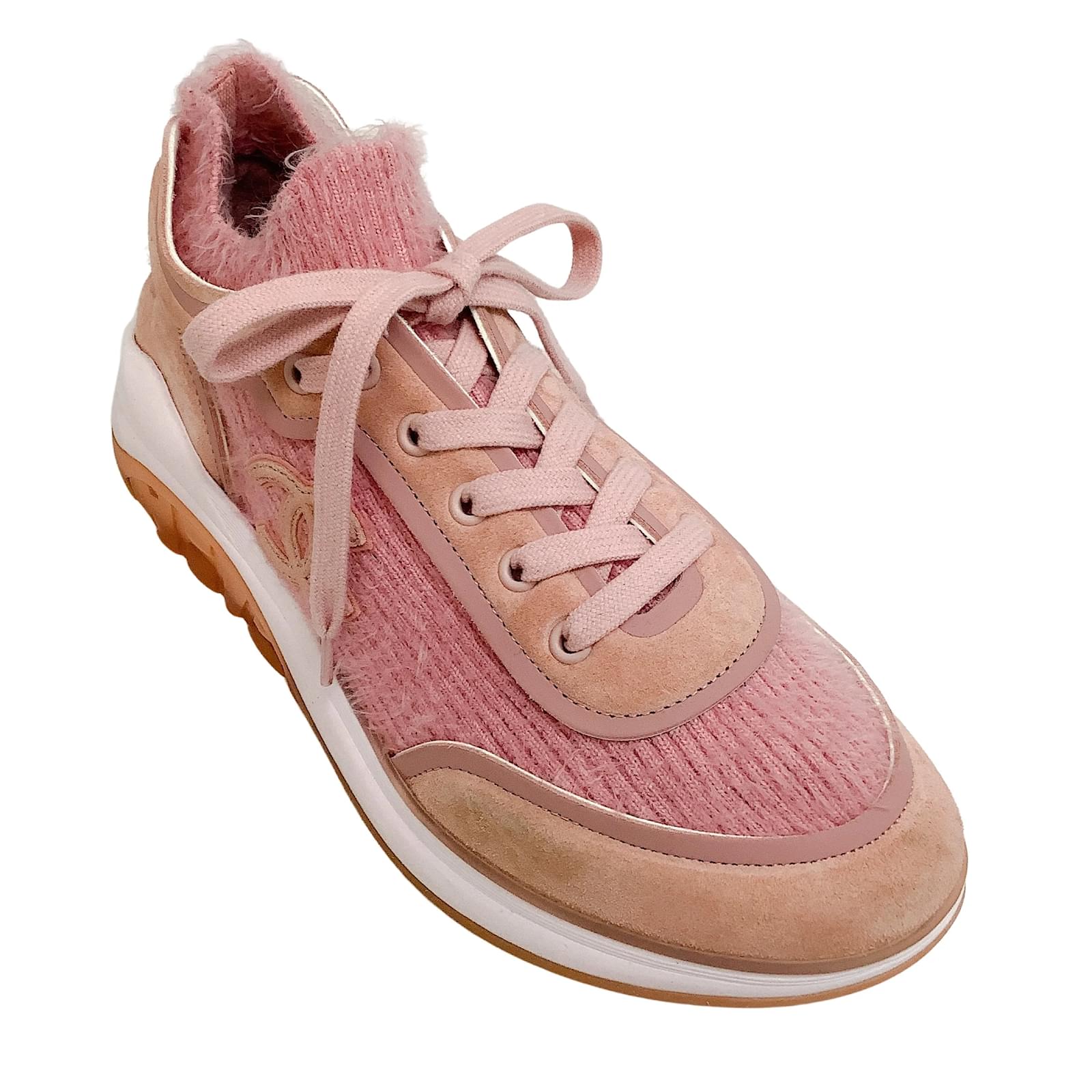 Chanel Calfskin Logo Sneakers White Pink Size 36.5 – Coco Approved