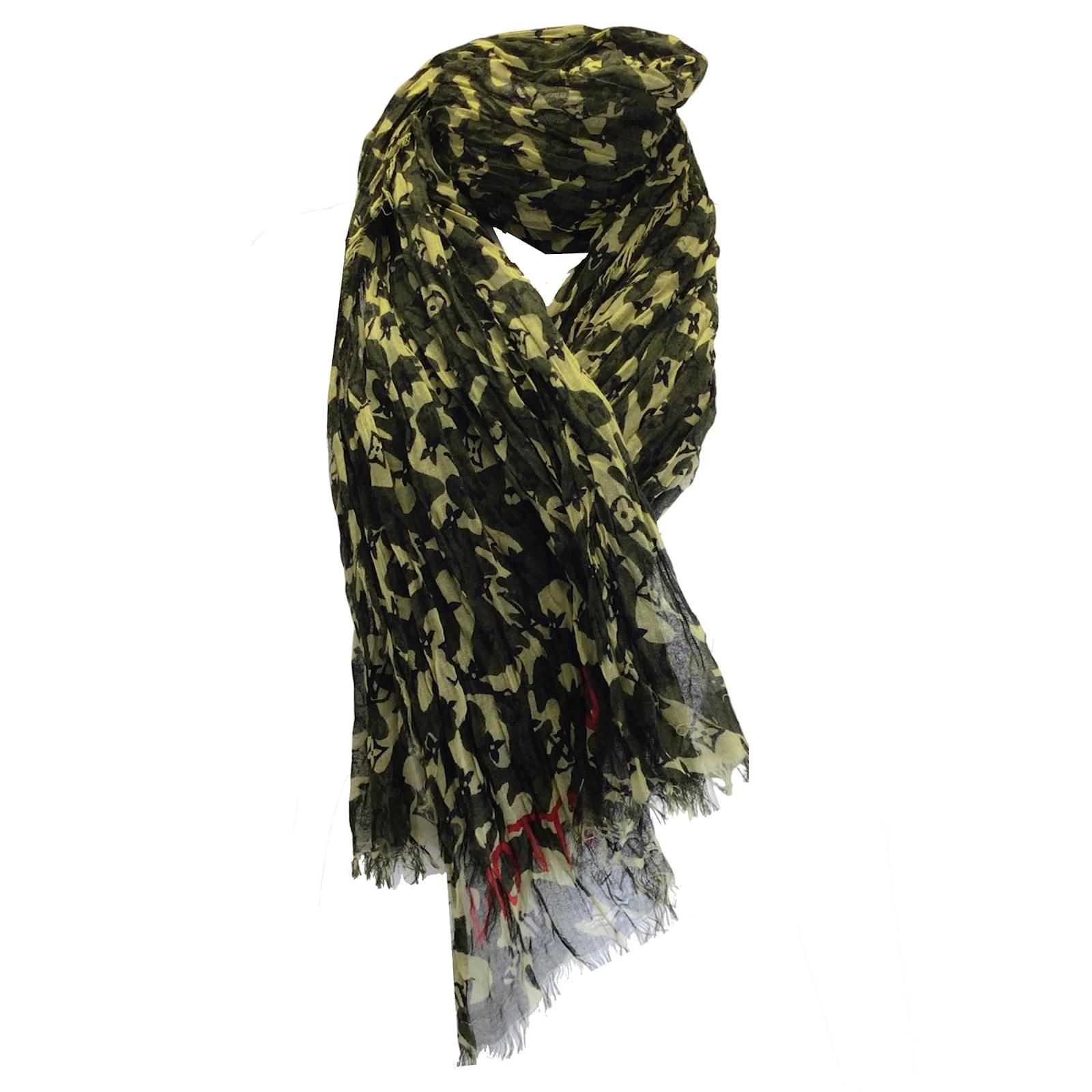 Buy Louis Vuitton scarf in green