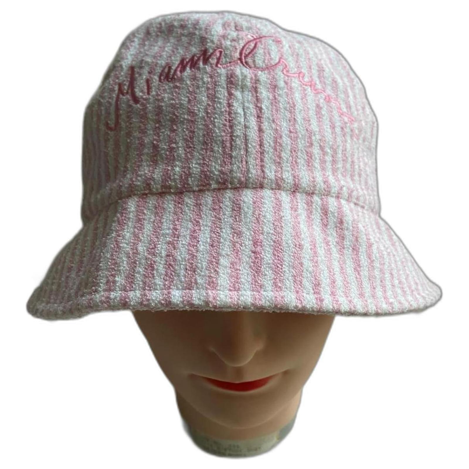 Chanel Bob Miami cruise Pink White Cotton ref.942300 - Joli Closet