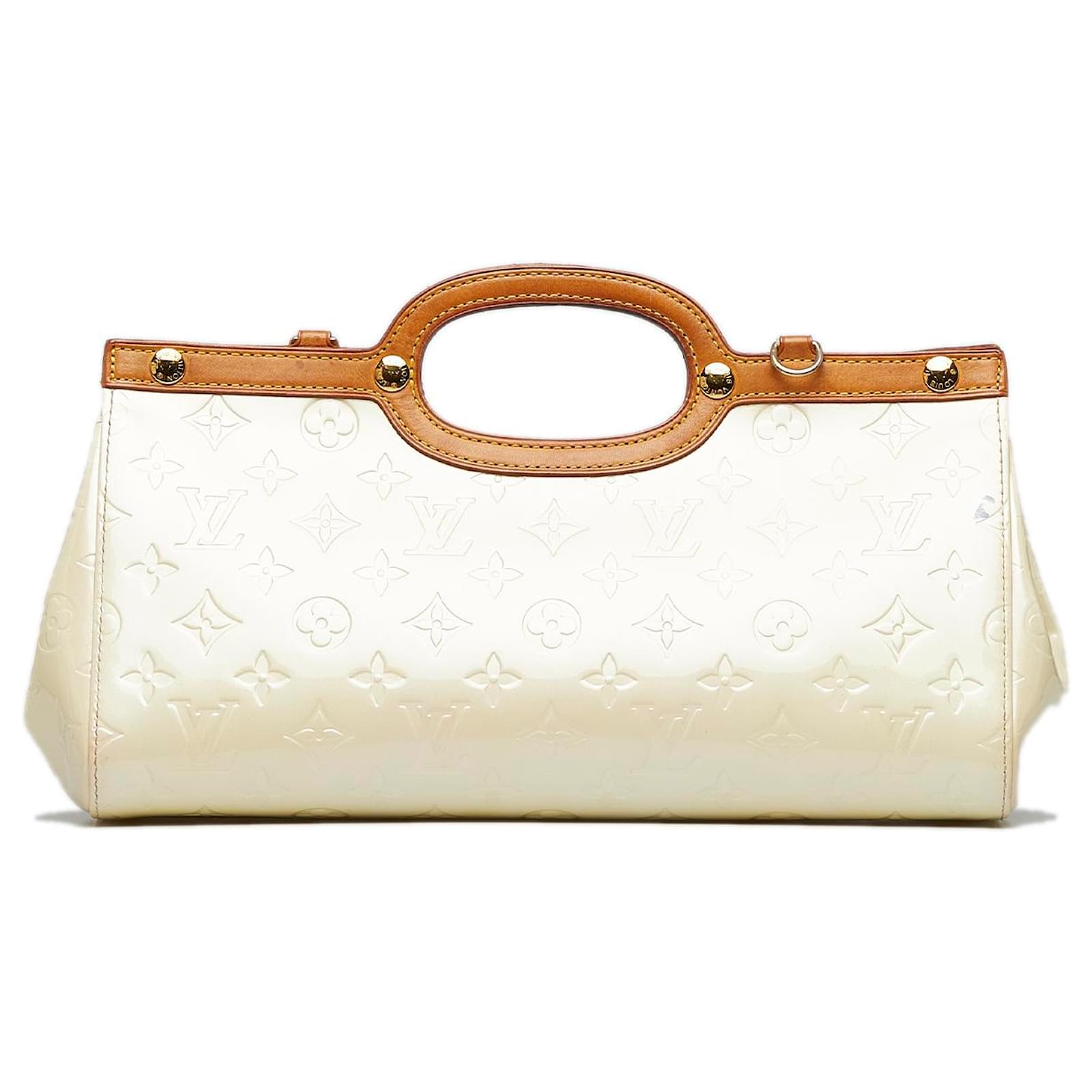 Roxbury patent leather tote Louis Vuitton White in Patent leather