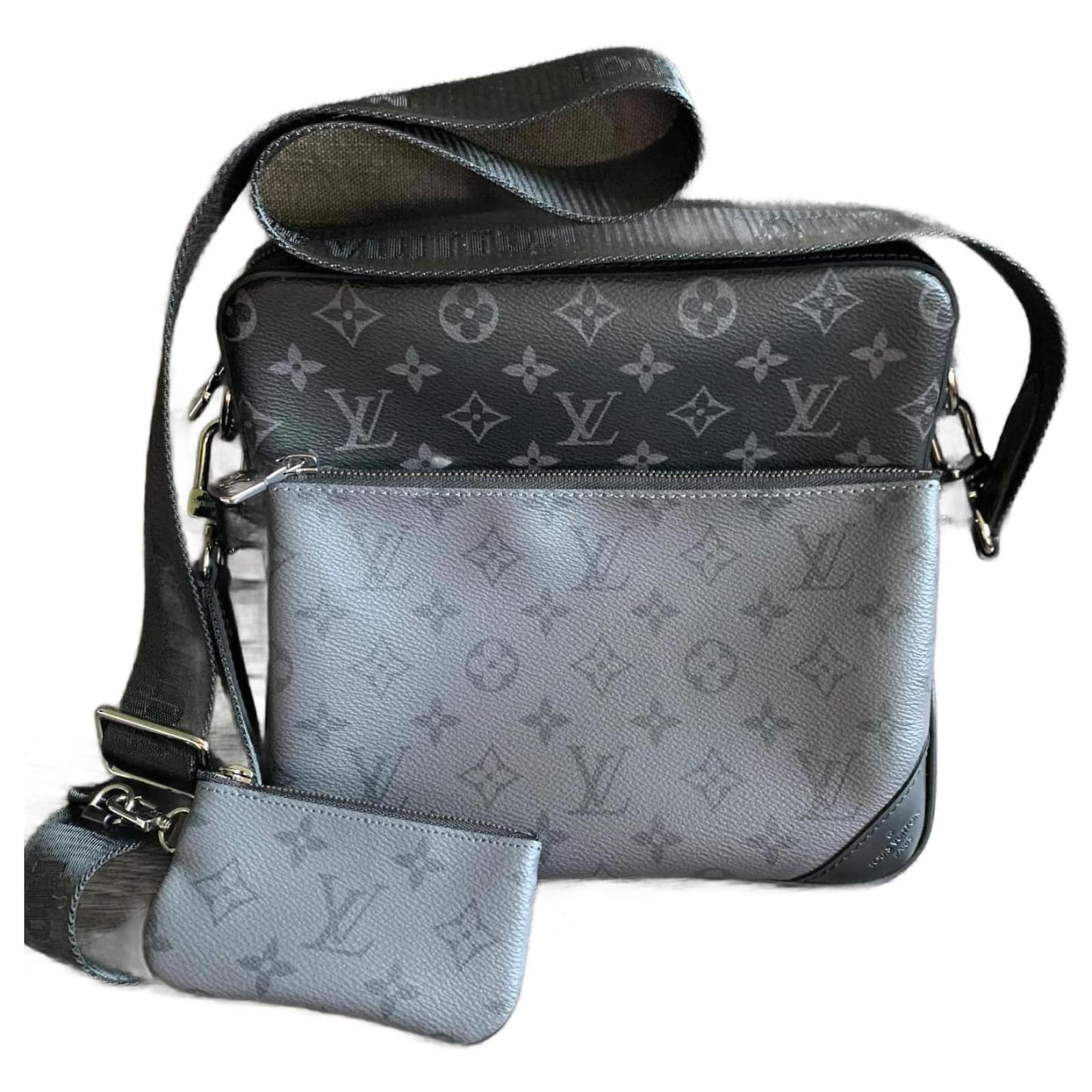Louis Vuitton Trio messenger bag Cloth ref.943221 - Joli Closet