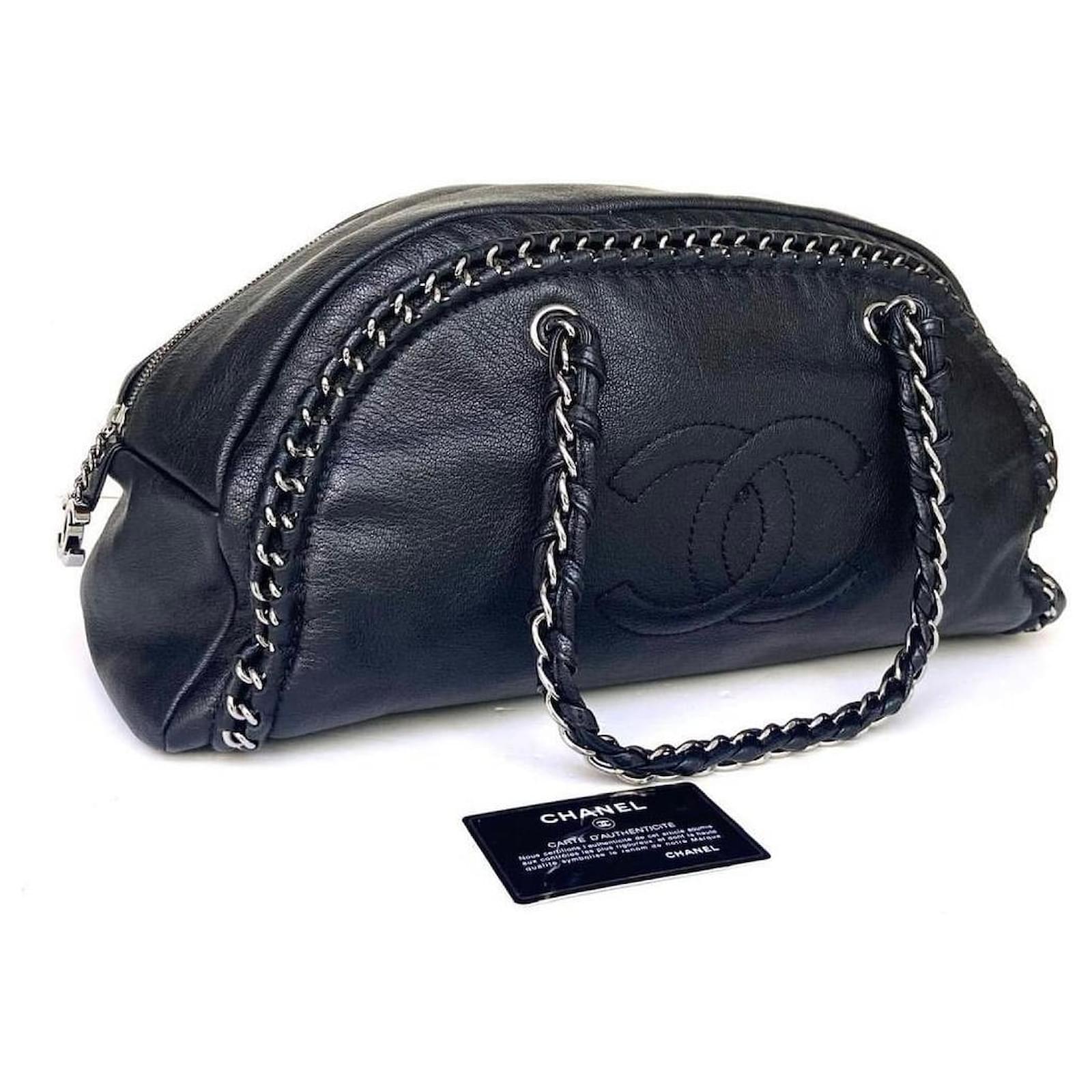 Bowling Chanel Sacs à main Cuir Noir ref.943274 Joli Closet