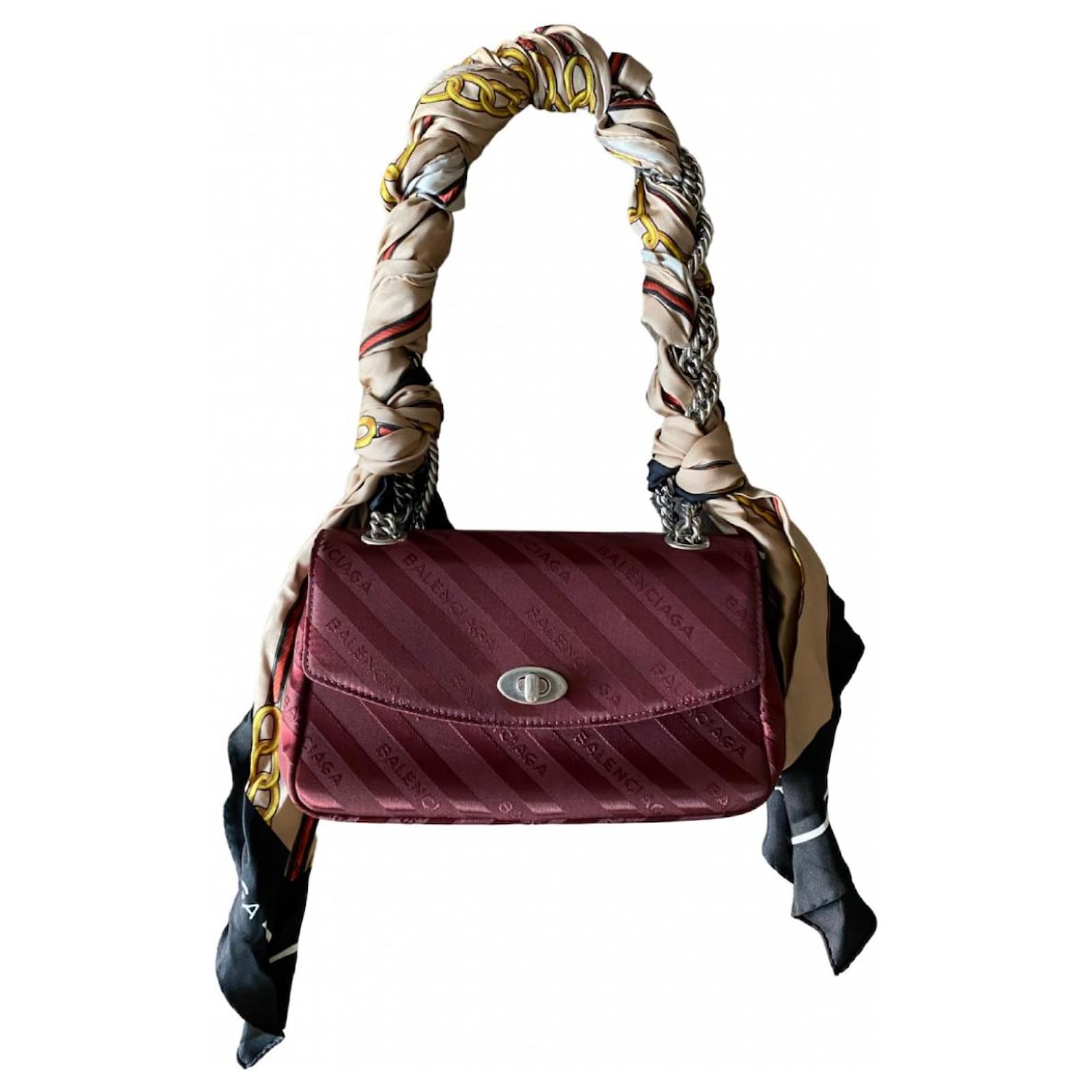 Sac Balenciaga lock round scarf Tissu Bordeaux ref.943302 Joli Closet