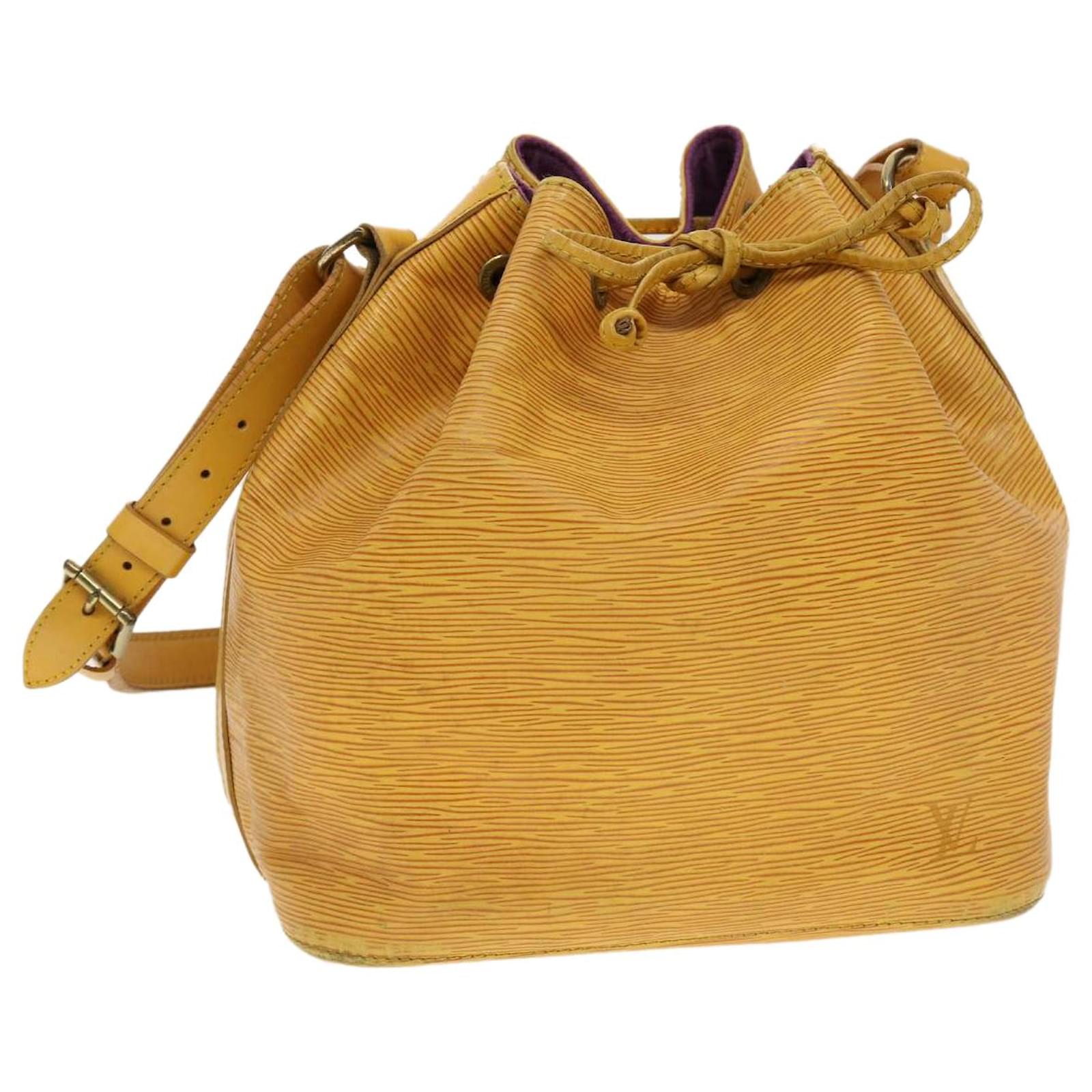 LOUIS VUITTON Epi Petit Noe Shoulder Bag Tassili Yellow M44109 LV Auth  th3684 Leather ref.943337 - Joli Closet
