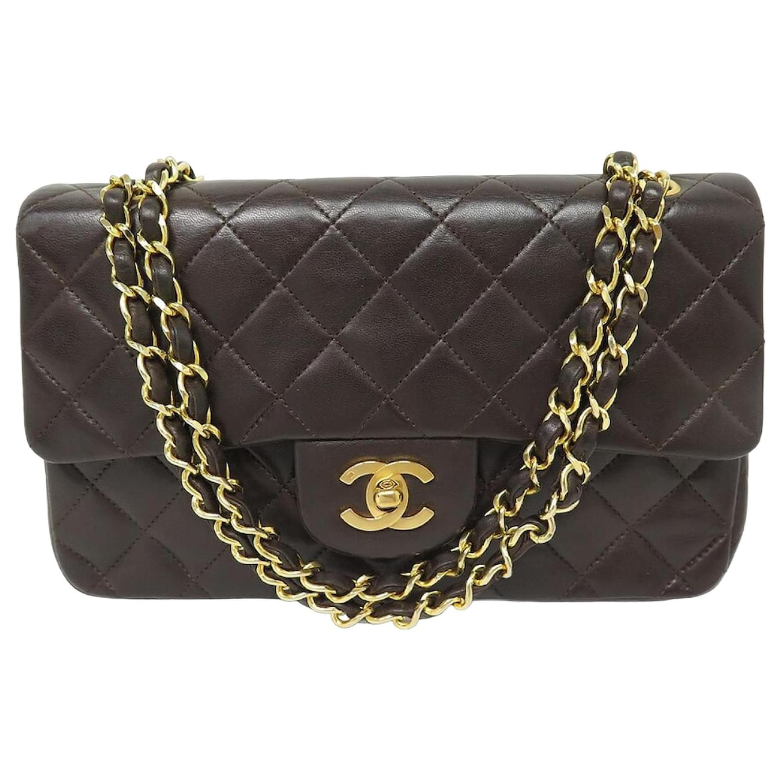 VINTAGE HANDBAG CHANEL SMALL CLASSIC TIMELESS QUILTED LEATHER HAND BAG  Brown ref.943664 - Joli Closet