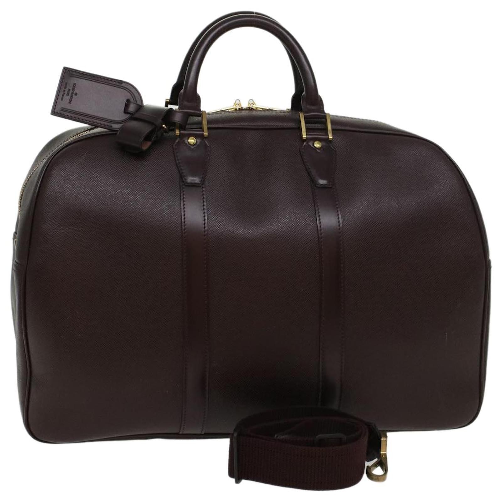 Louis Vuitton Kendall Handbag Taiga Leather PM Black