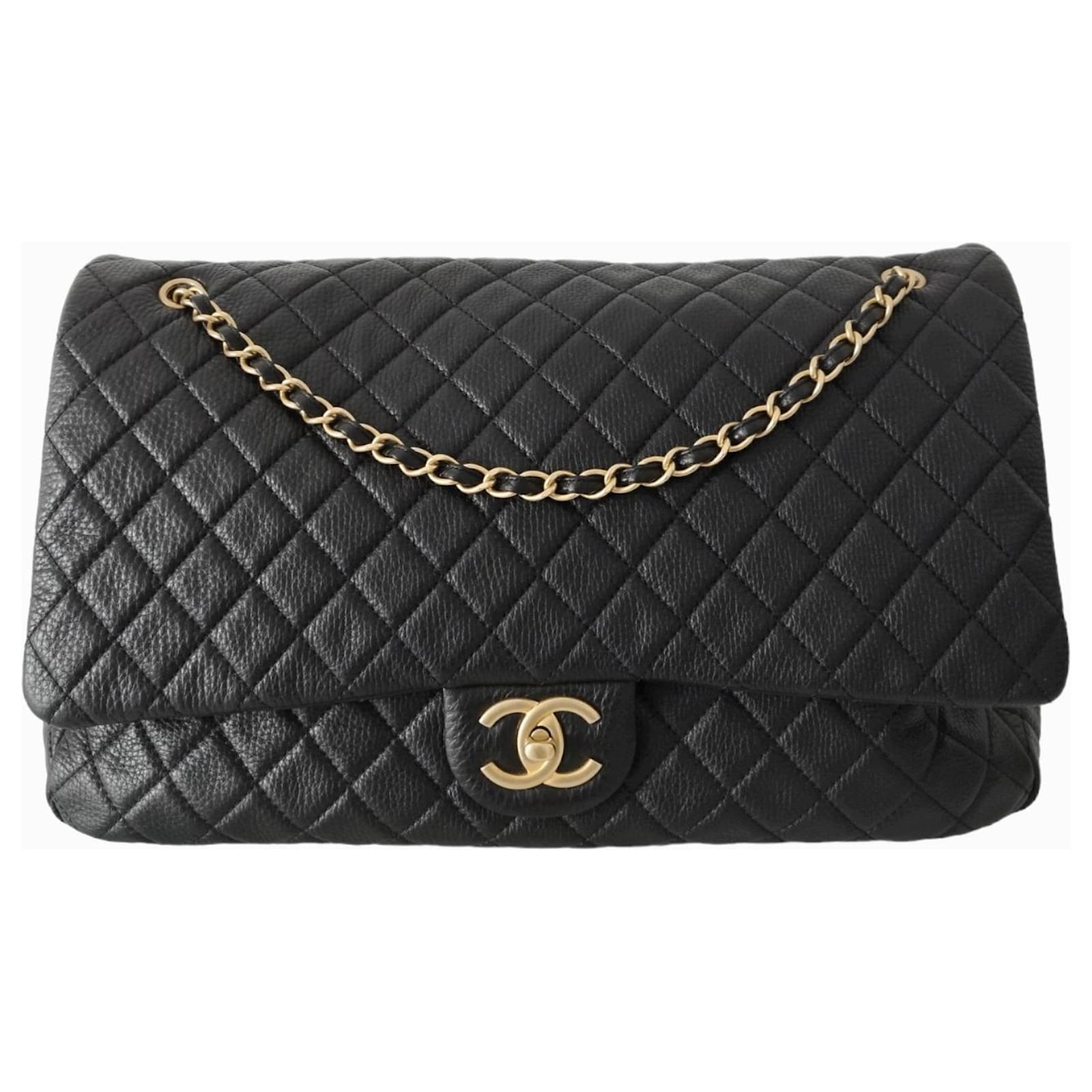 Timeless Chanel Classique XXL bag in black caviar leather ref.947330 - Joli  Closet