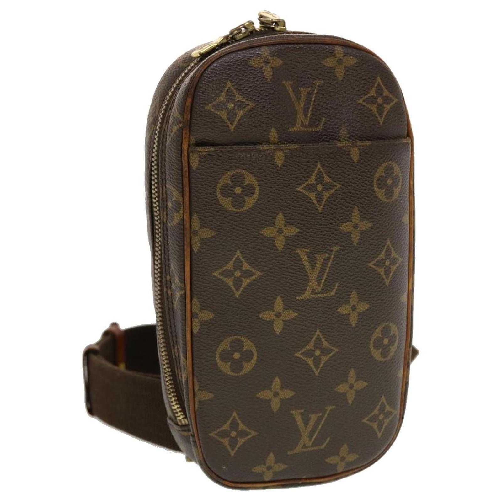 LOUIS VUITTON Monogram Pochette Gange Shoulder Bag M51870 LV Auth ki3162