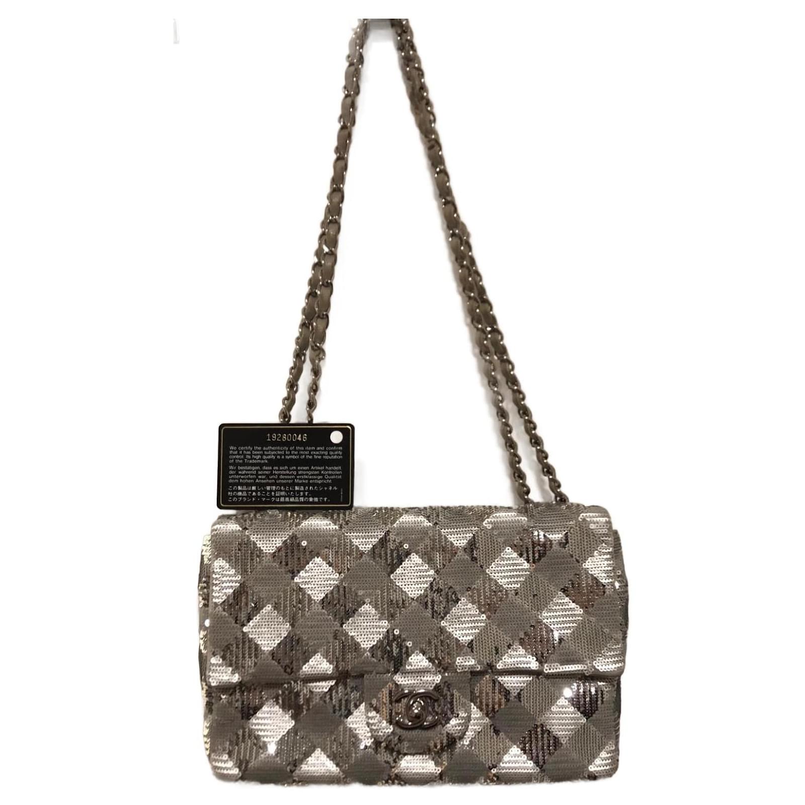 Stunning Chanel MEDIUM Silver Metallic Sequins Quilted Geometric Pattern  Classic Timeless Single Flap Bag with Shiny Silver Tone Hardware