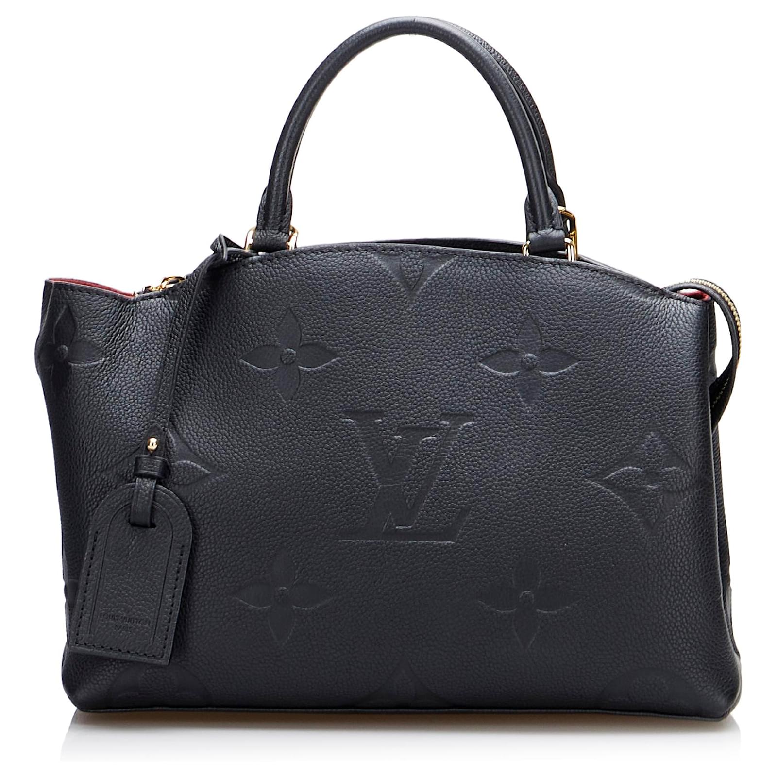 Louis Vuitton Black Monogram Empreinte Giant Palais Leather ref.951434 -  Joli Closet