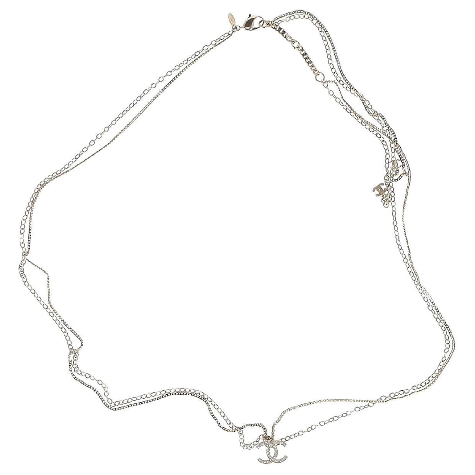 Timeless Chanel Crystal lined Chain CC Necklace in Gold Metal Golden White  gold ref.951872 - Joli Closet