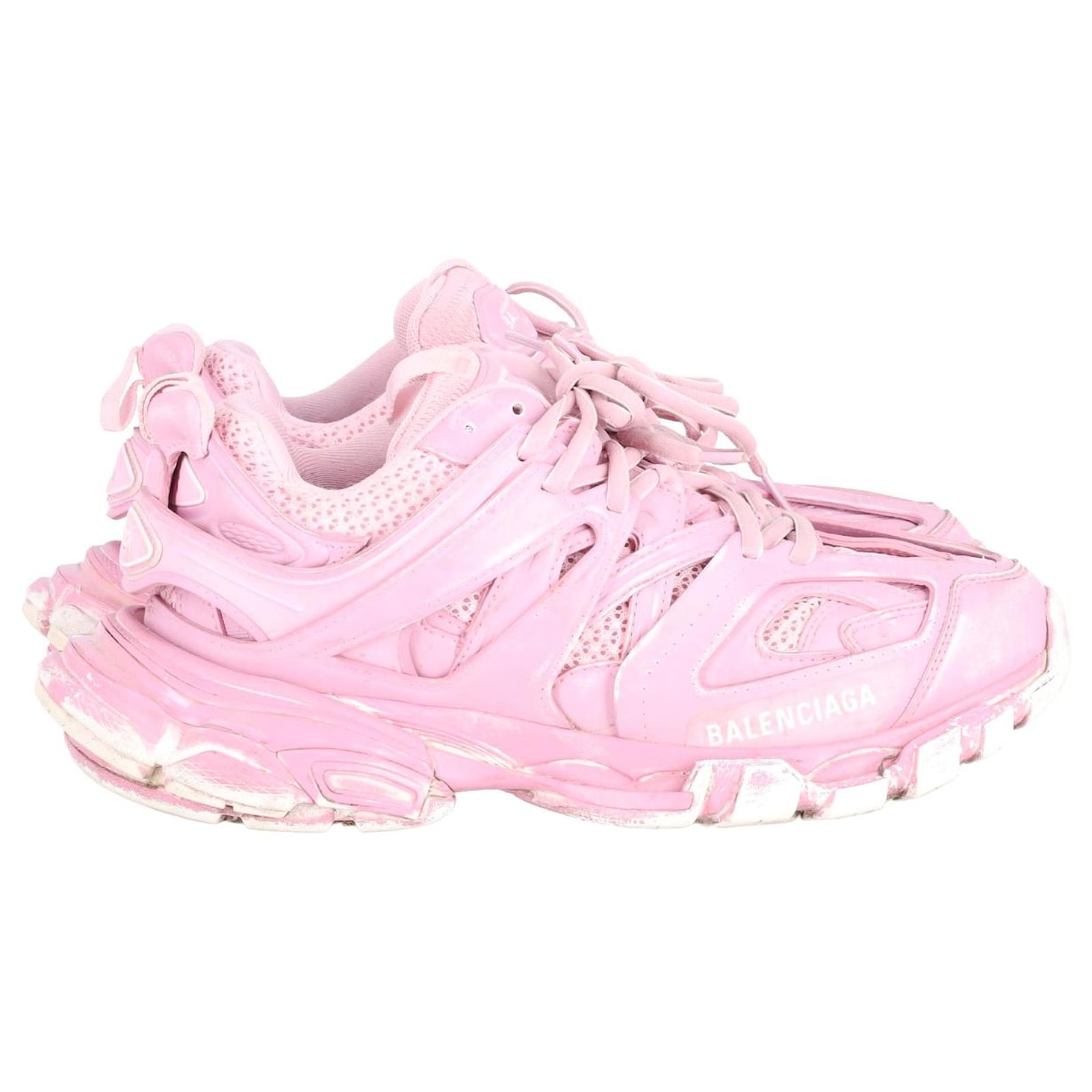 Balenciaga Track Sneakers in Faded Pink Polyurethane Plastic ref.952103 ...