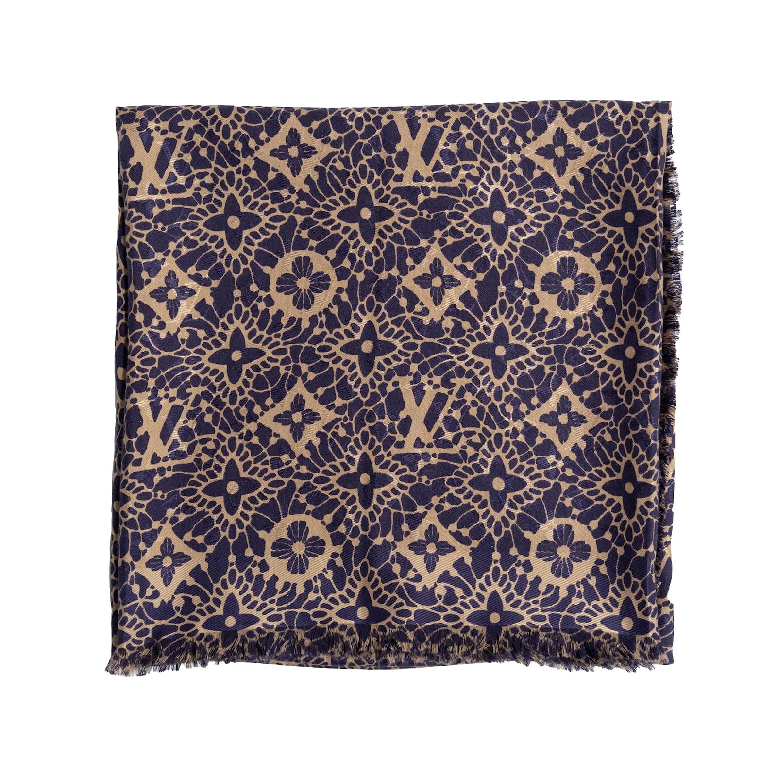 Louis Vuitton Fleur Monogram Foulard Multiple colors ref.952329 - Joli  Closet