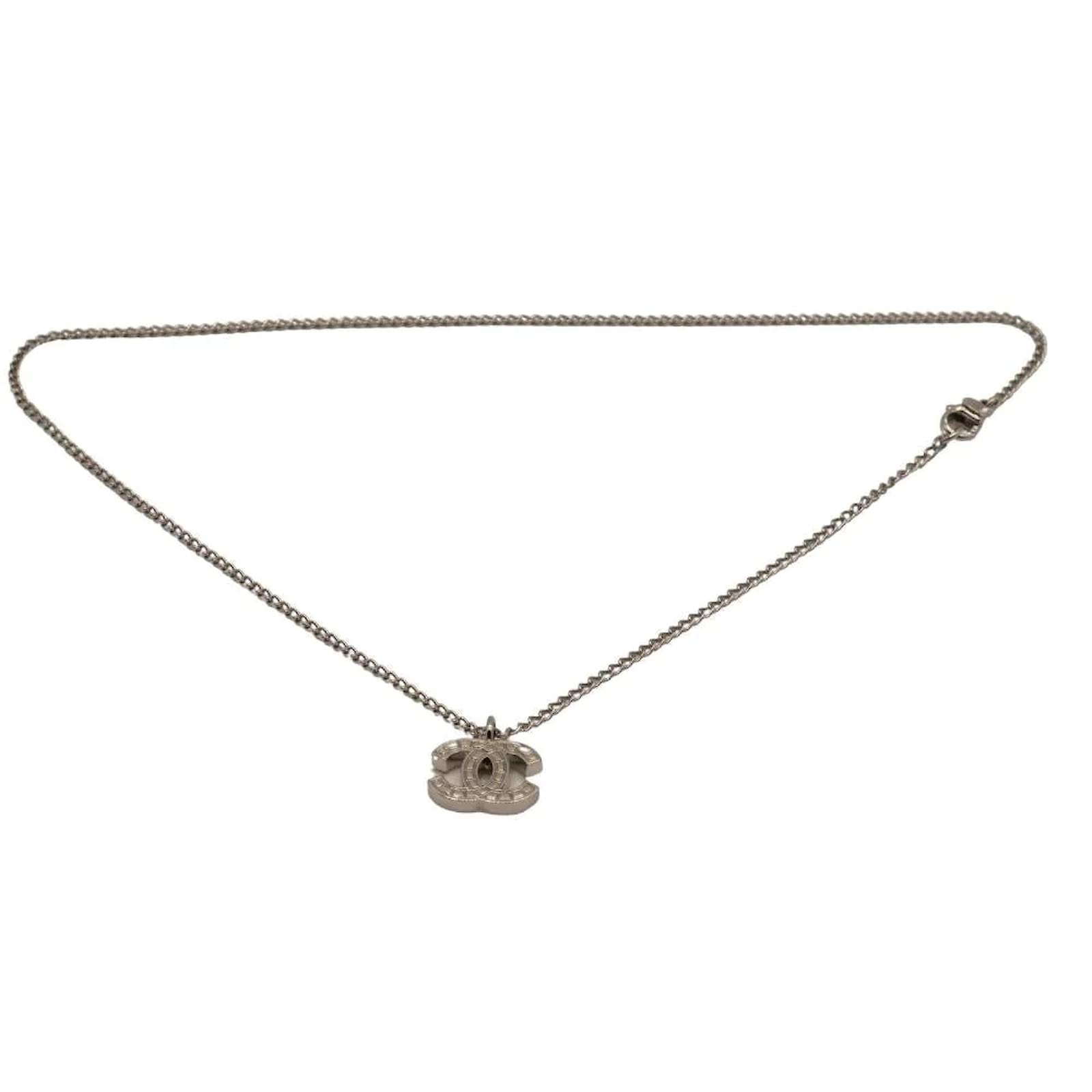 Necklaces Chanel Pendant Chain Necklace CC Silver Vintage