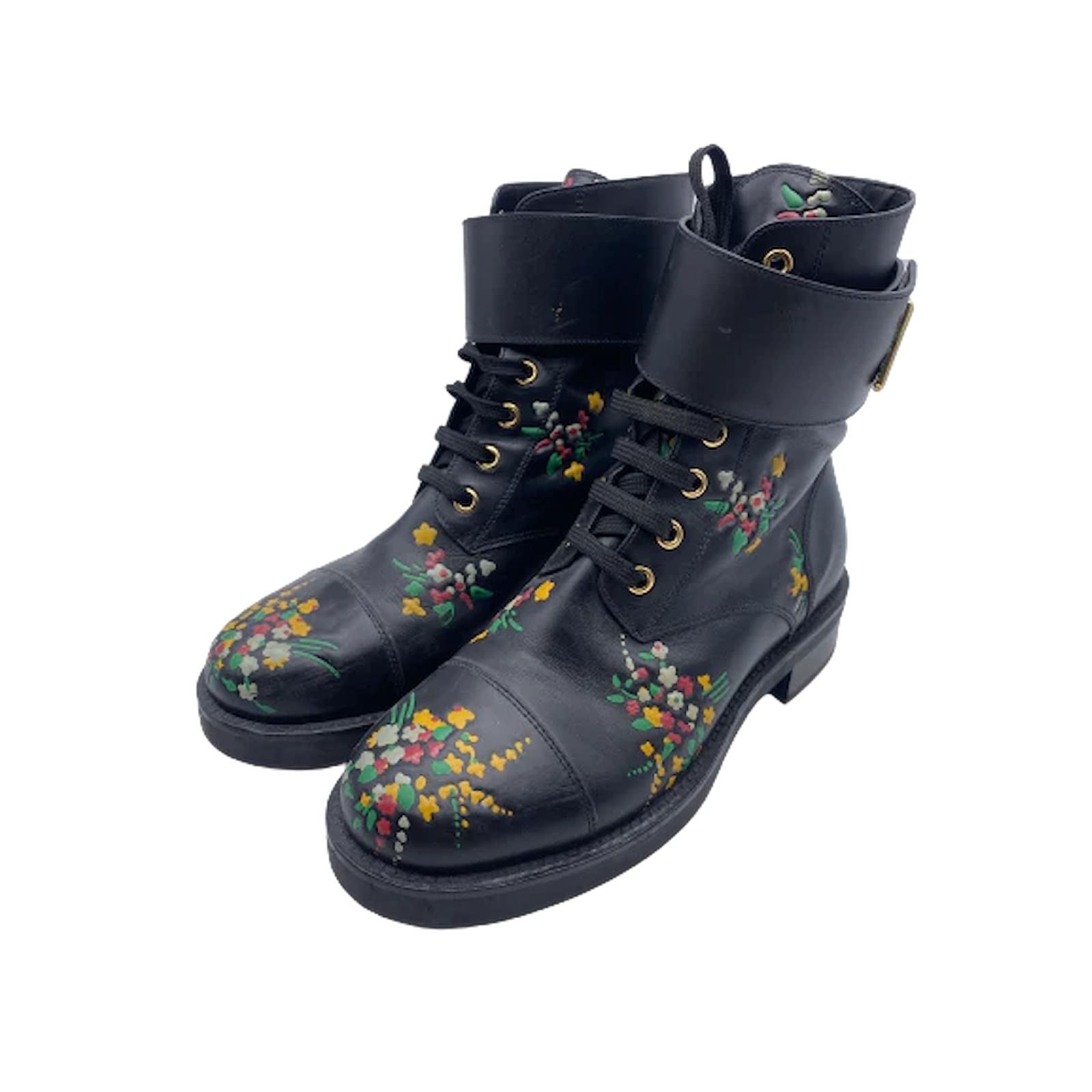 Louis Vuitton Wonderland Flat Ranger Leather Ankle Boot in Black