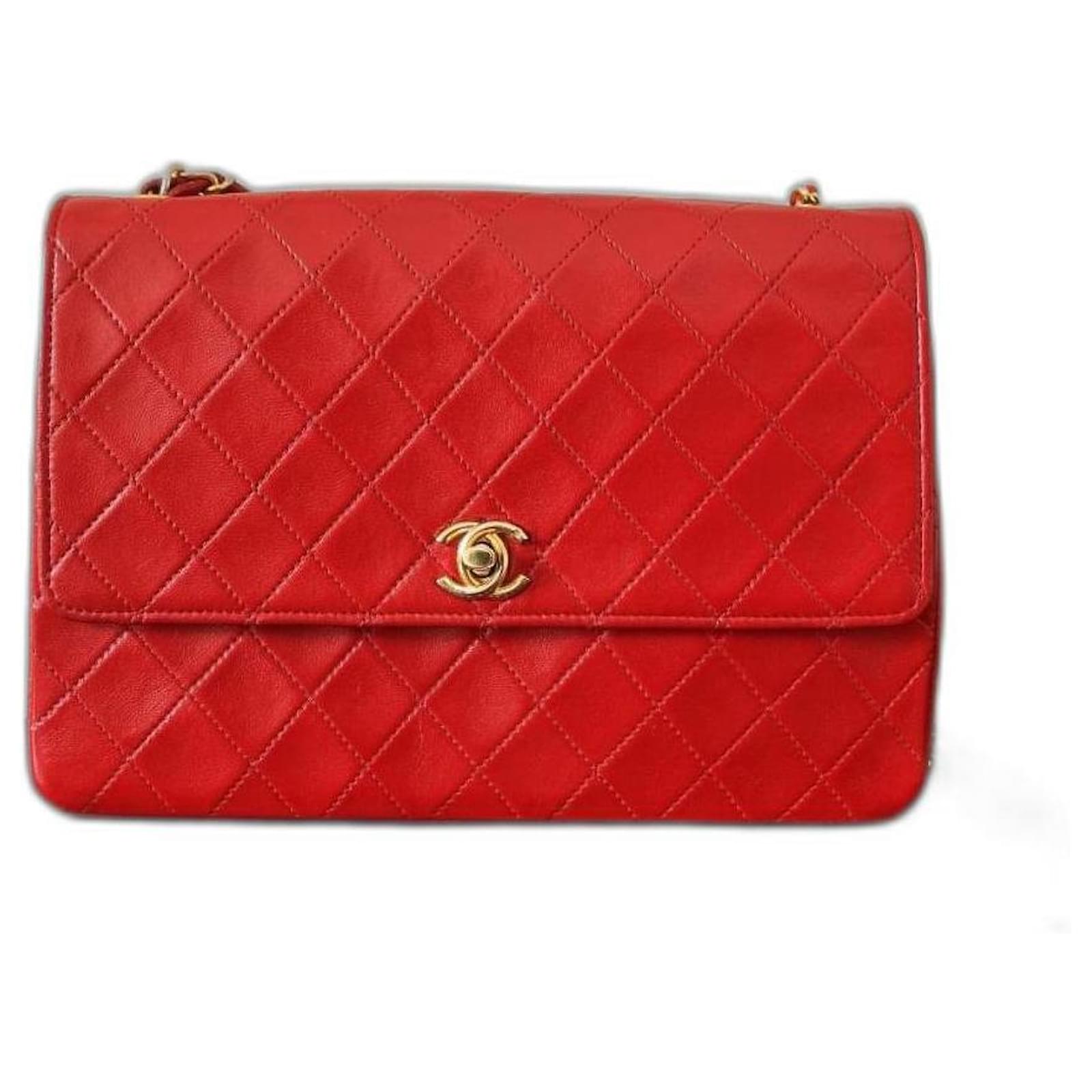 Chanel Timeless vintage Red Leather ref.954262 - Joli Closet