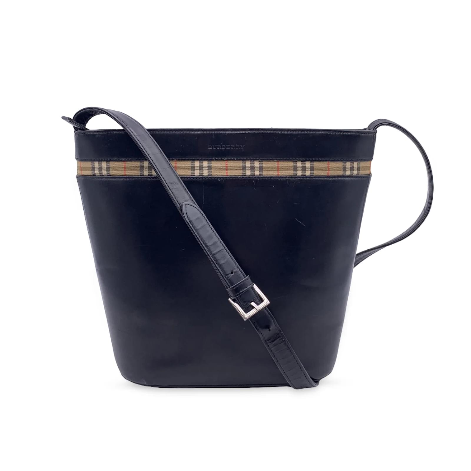 Burberry Vintage Black Leather Haymarket Bucket Shoulder Bag ref