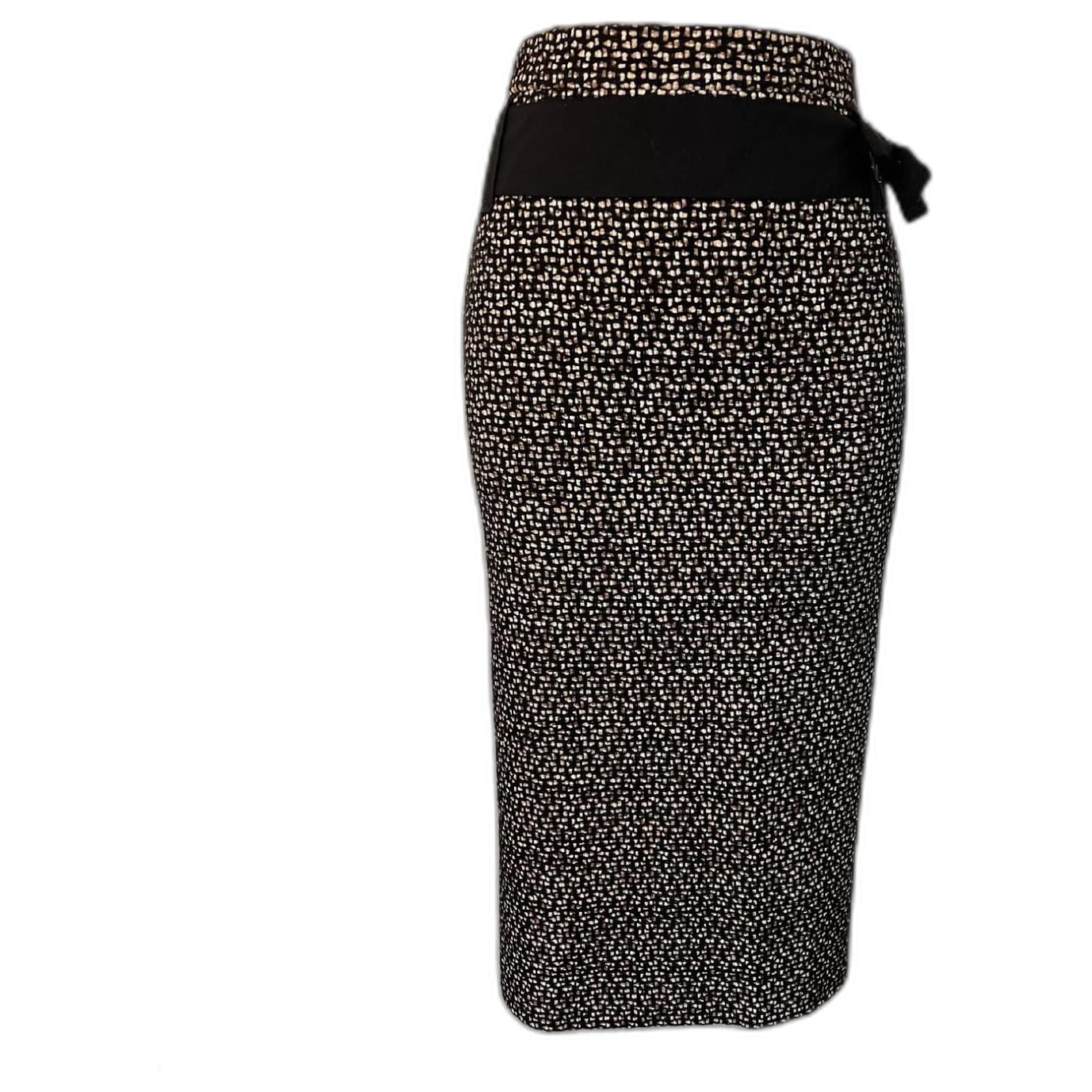 Black and white pencil clearance skirt uk