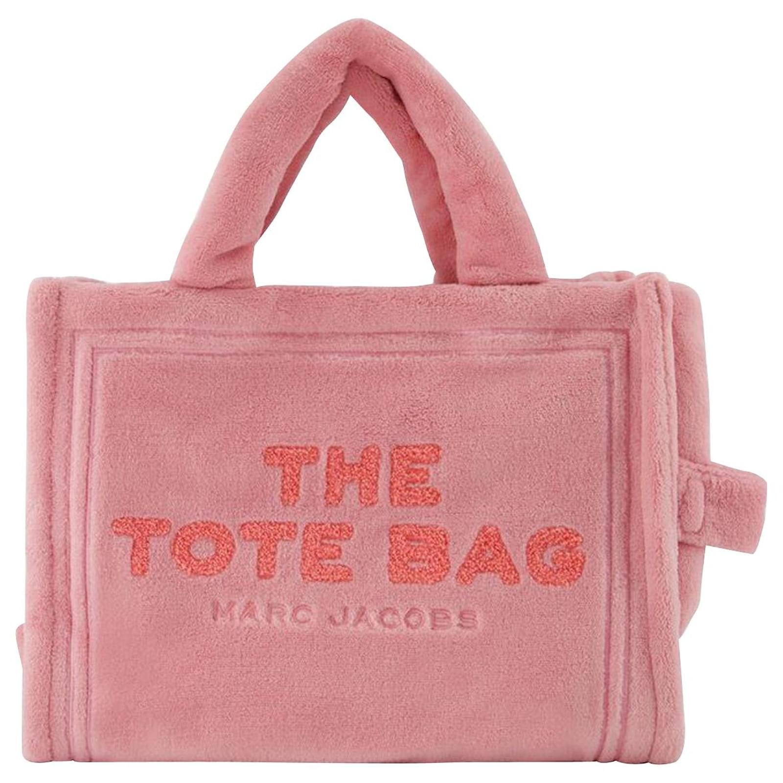 Marc Jacobs The Terry Pouch in Pink